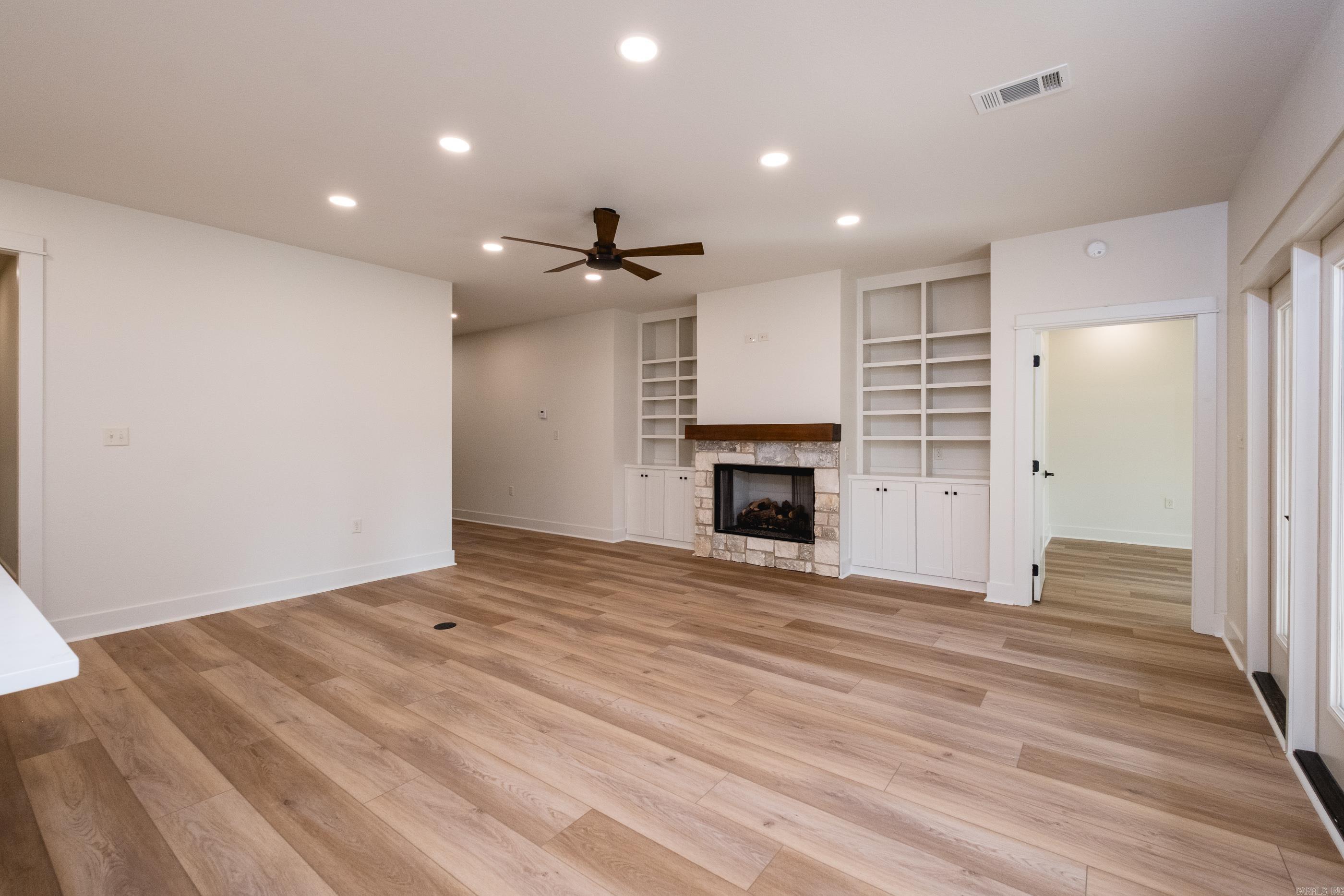 CAMMACK WOODS - Residential