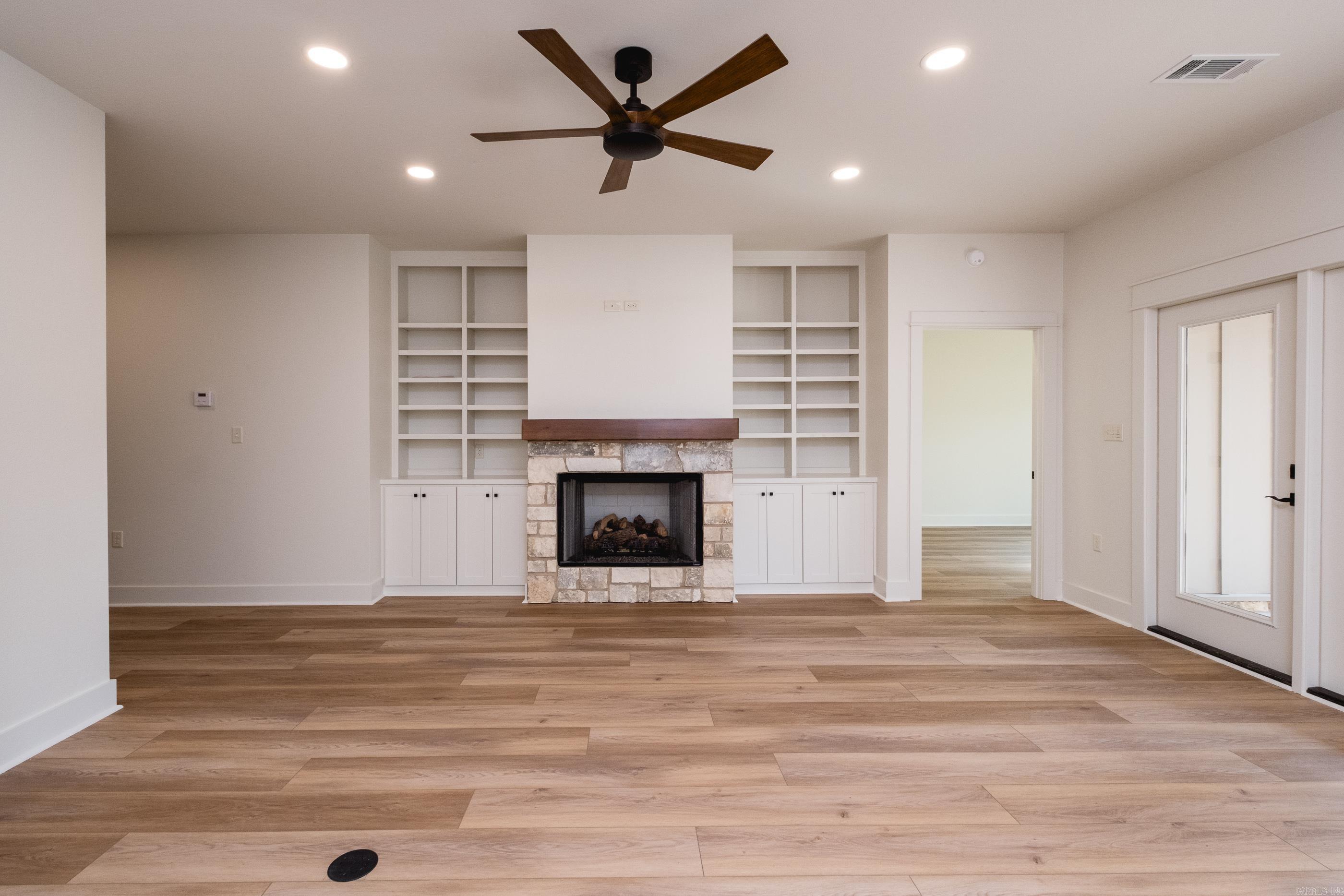 CAMMACK WOODS - Residential