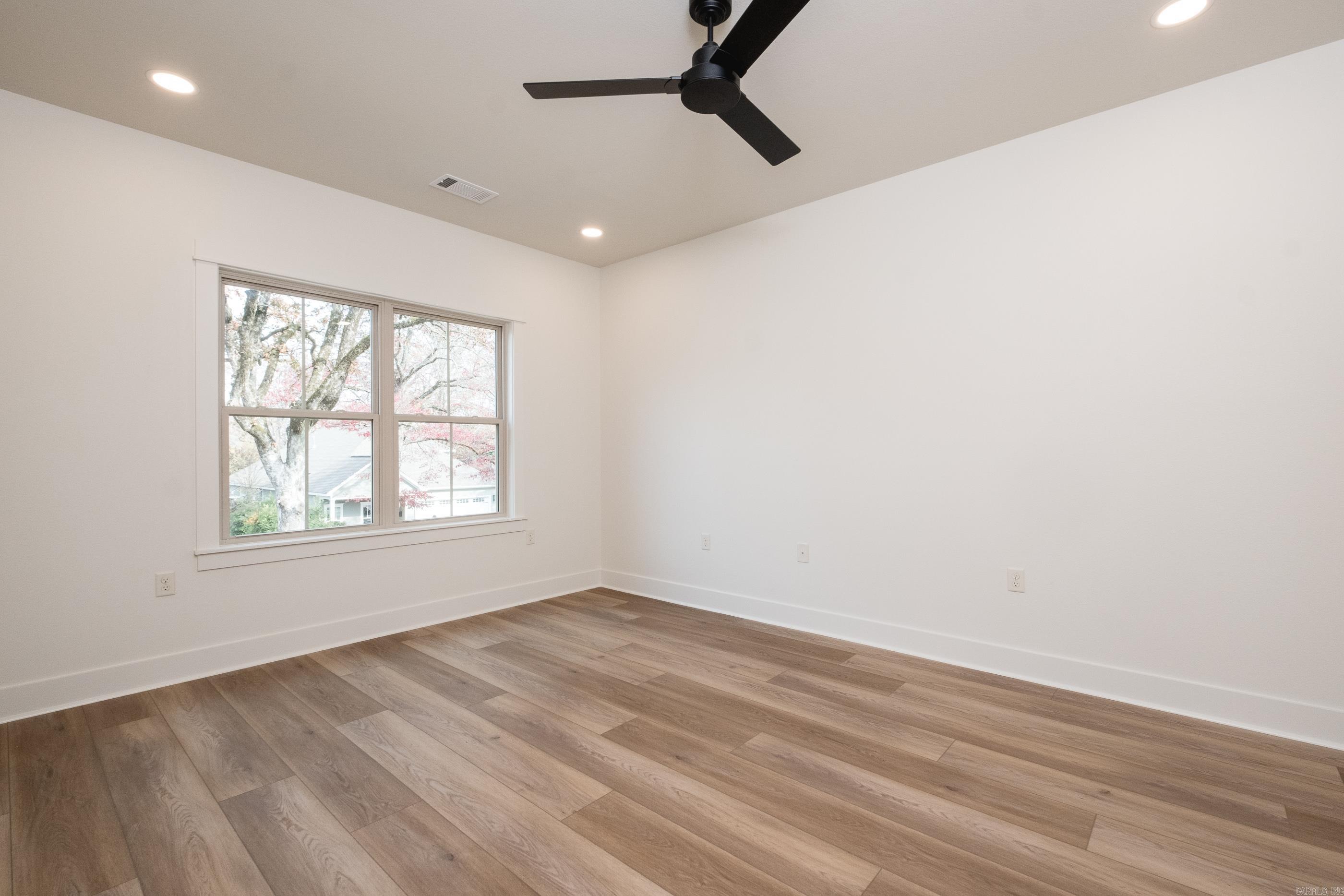 CAMMACK WOODS - Residential