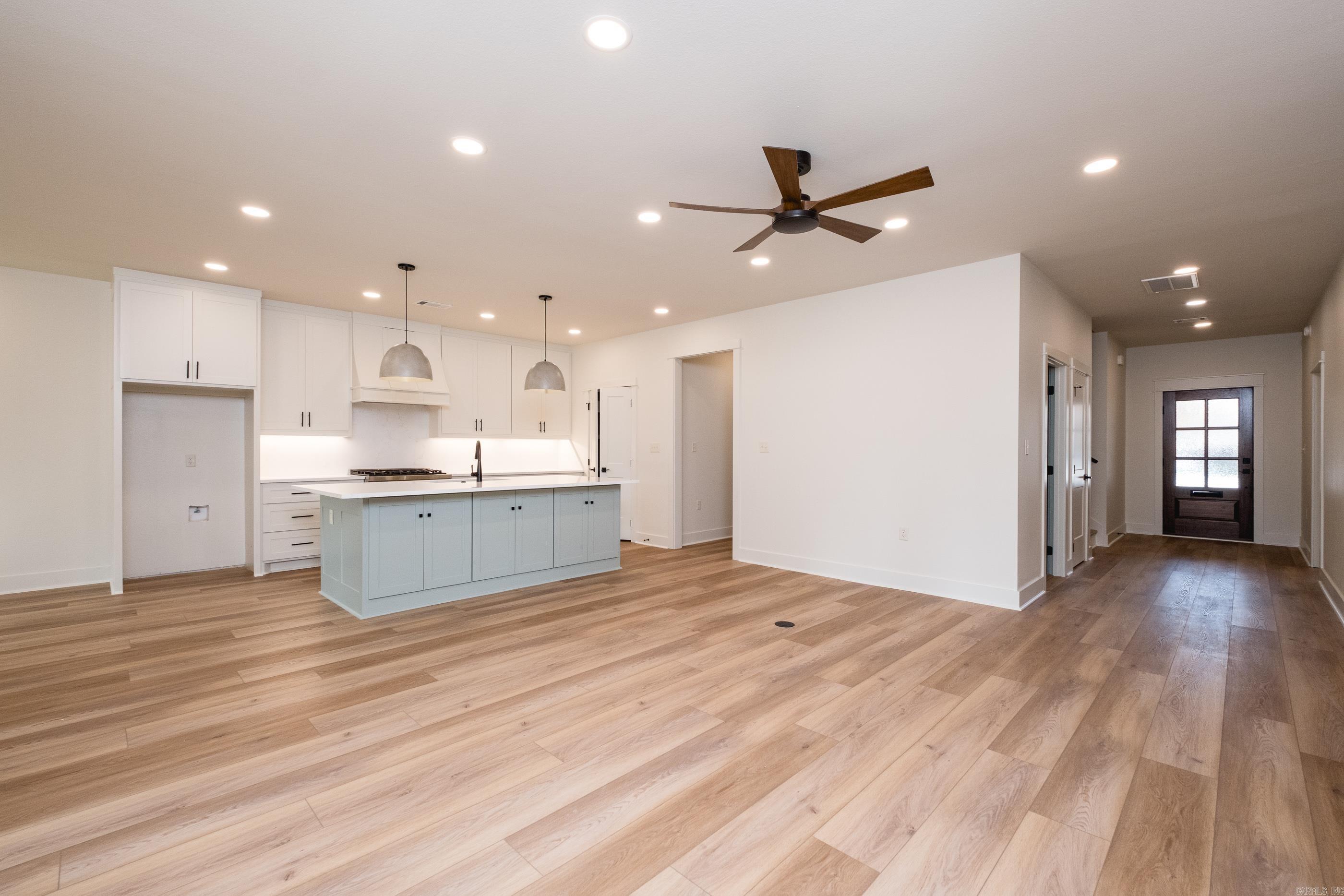 CAMMACK WOODS - Residential