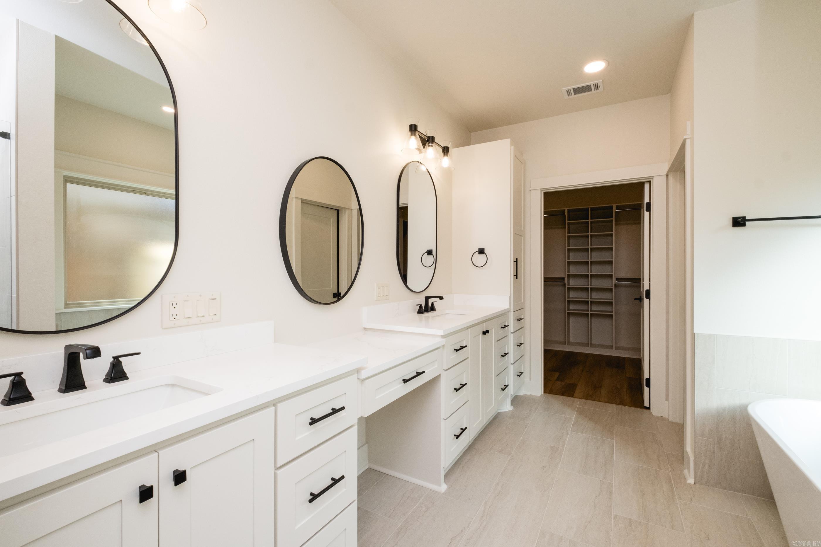 CAMMACK WOODS - Residential