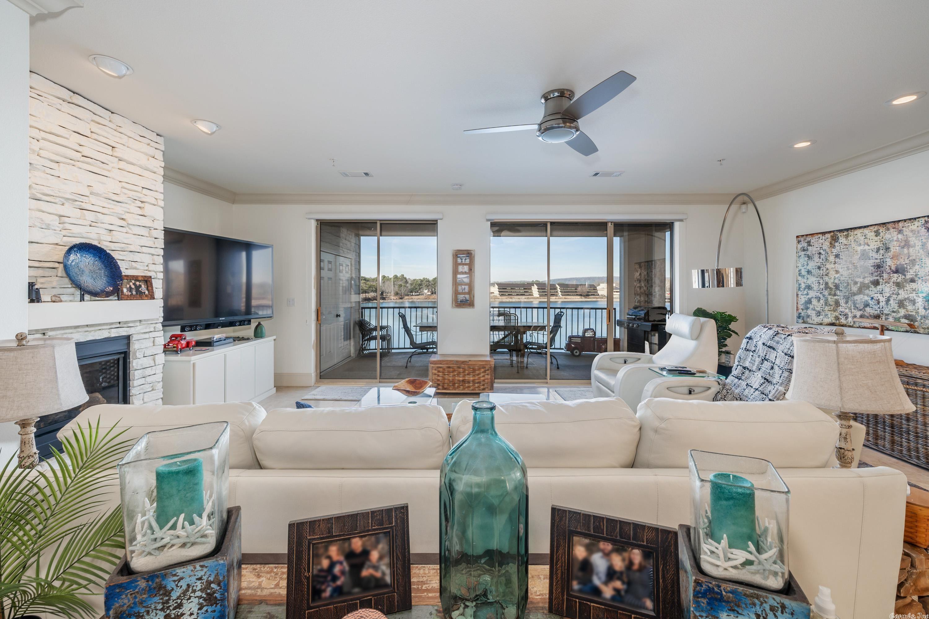 BEL LAGO HPR - Residential