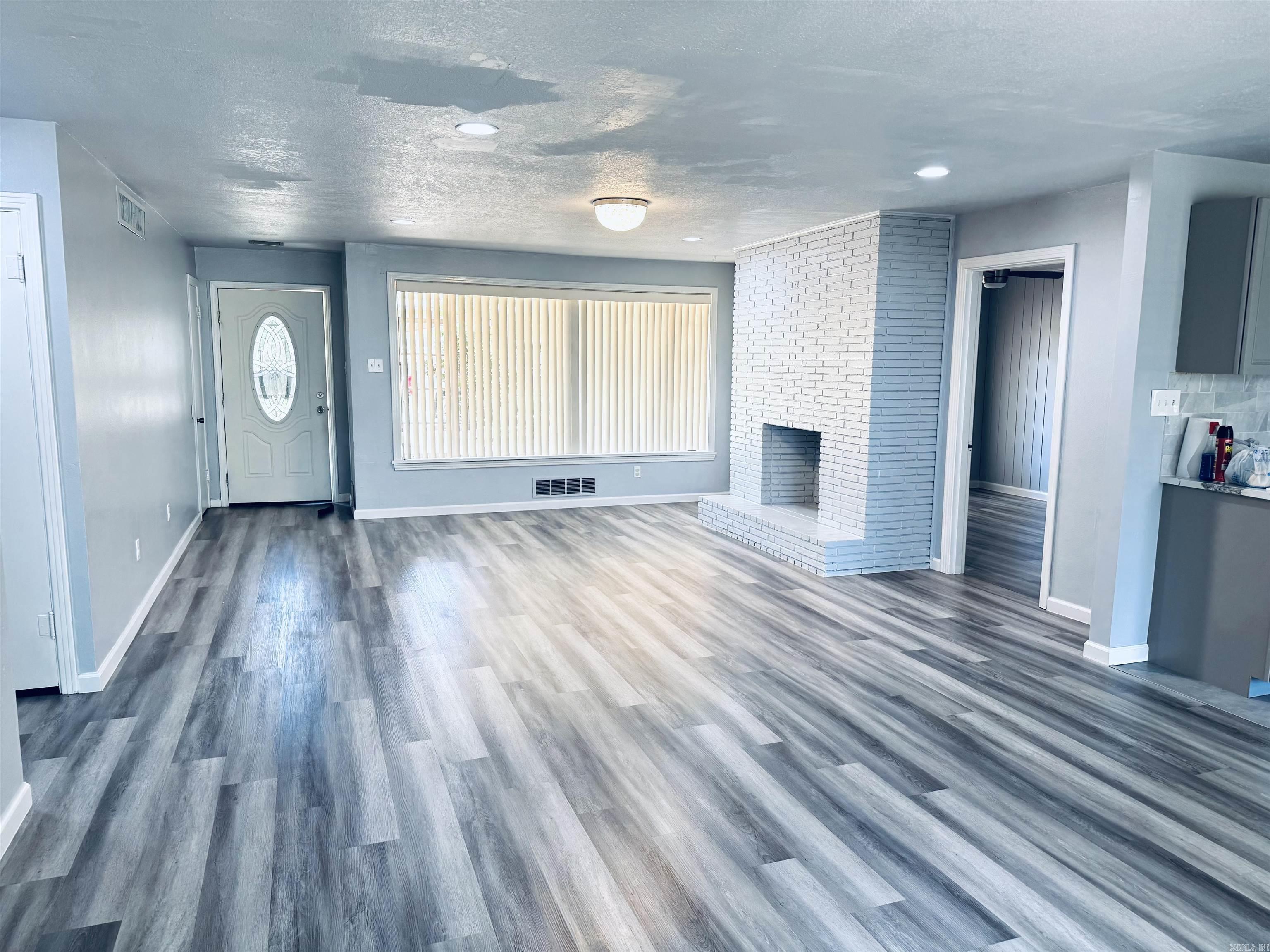 FOREST PARK - Residential