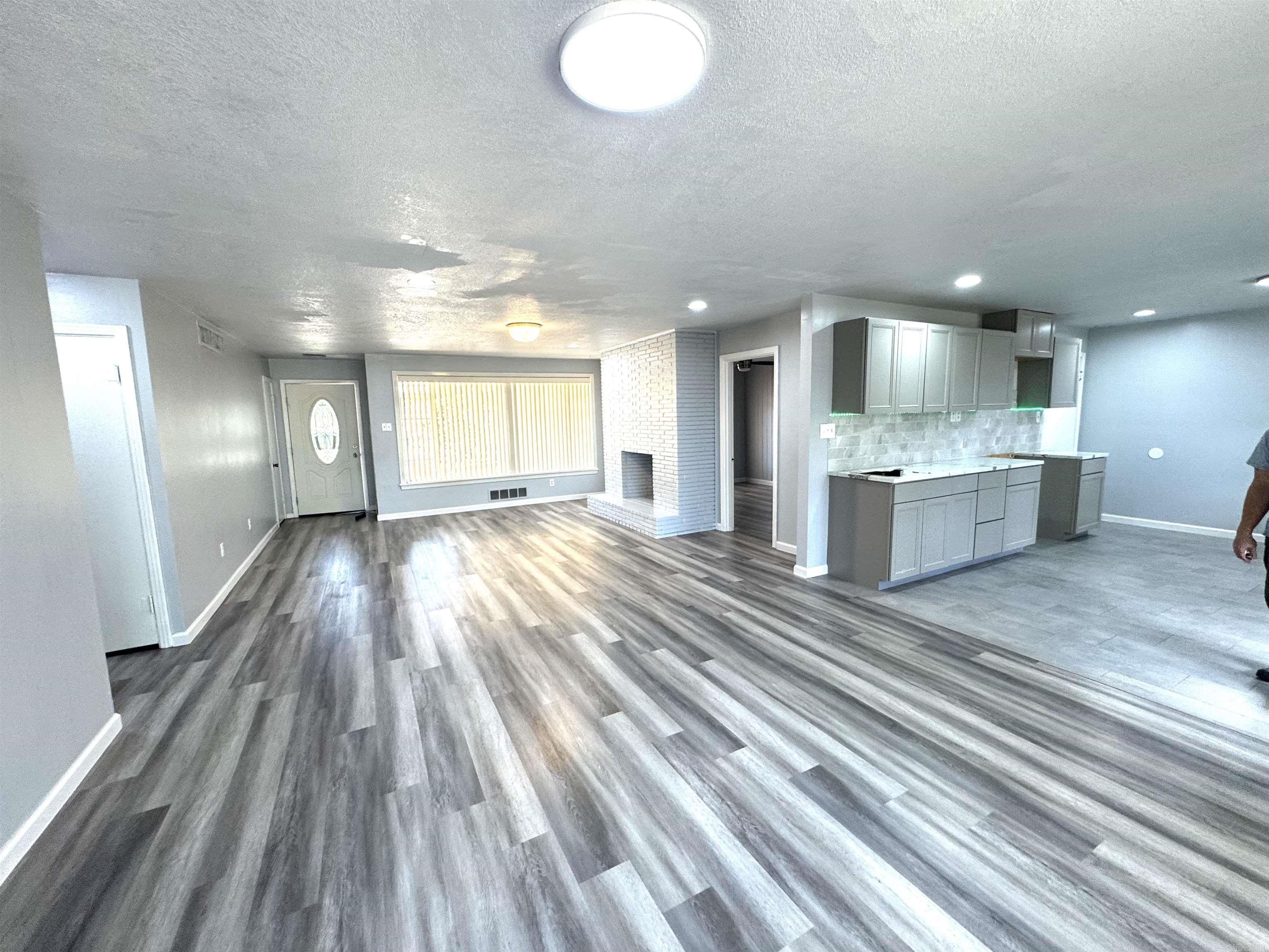 FOREST PARK - Residential
