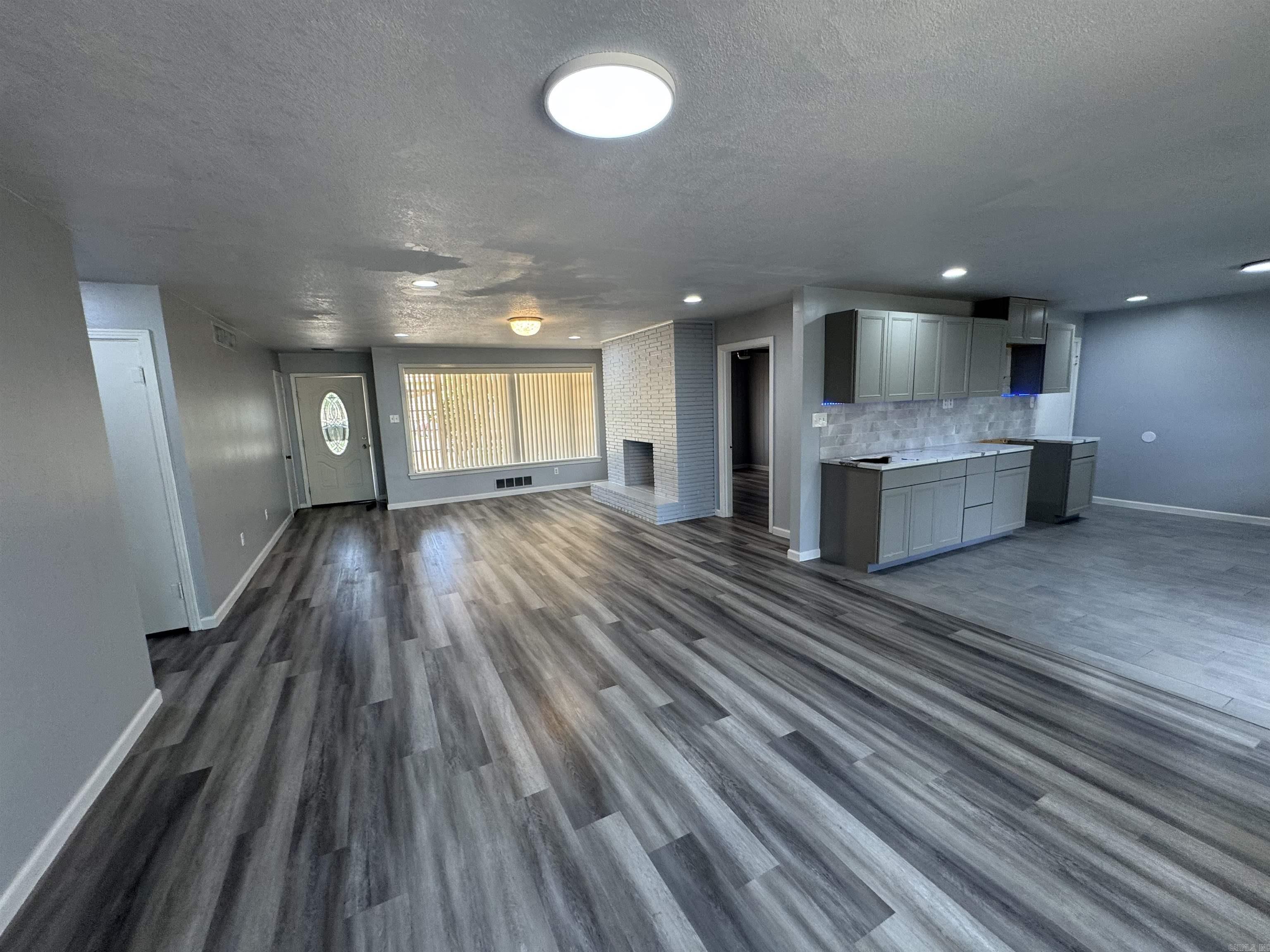 FOREST PARK - Residential