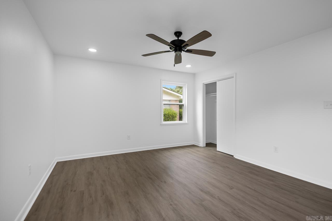 INDIANHEAD LAKES EST - Residential