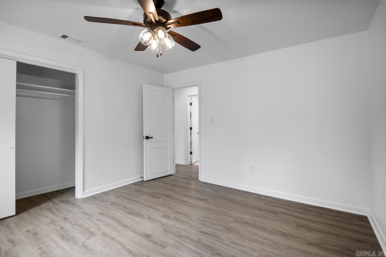 INDIANHEAD LAKES EST - Residential