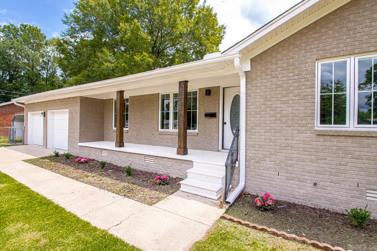 INDIANHEAD LAKES EST - Residential