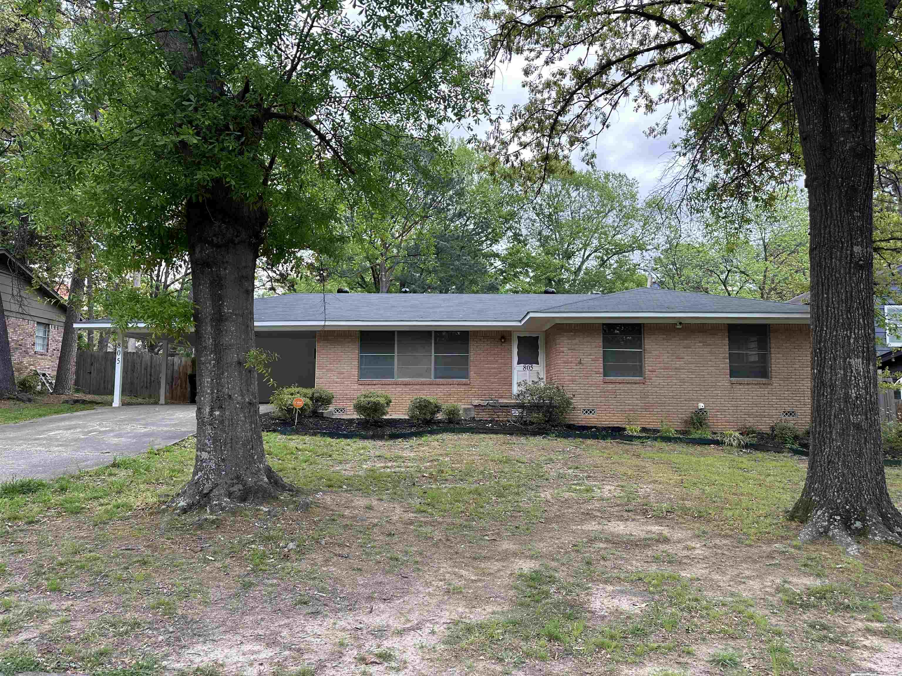 HALL PLAZA - Residential