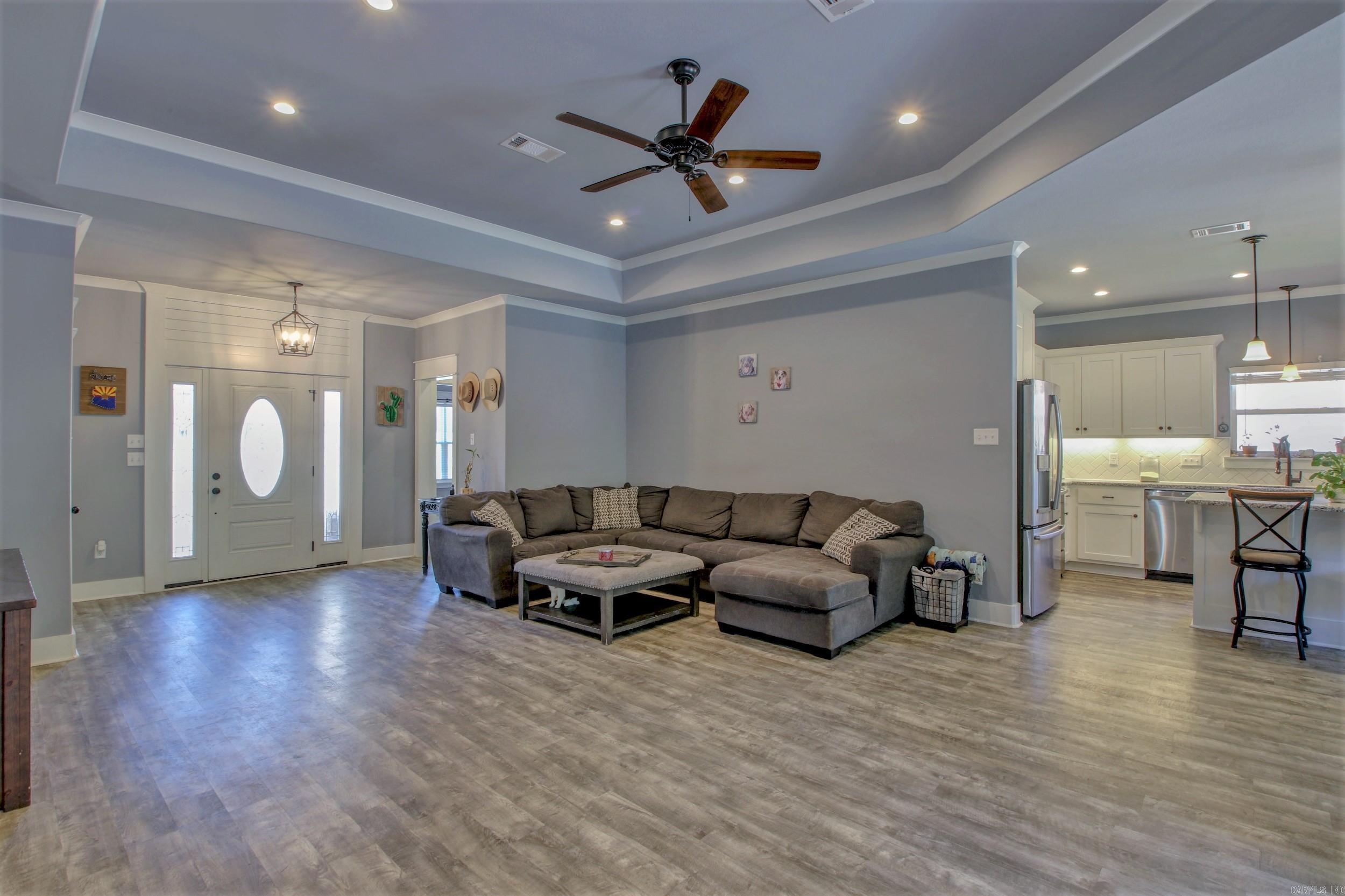 Base Meadows - Residential Lease