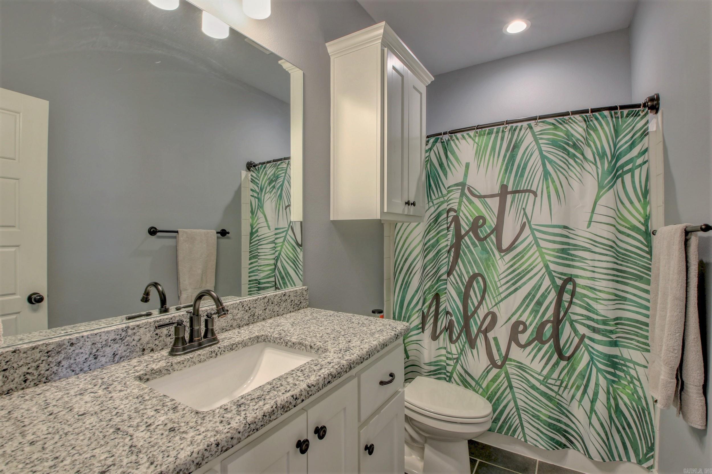 Base Meadows - Residential Lease