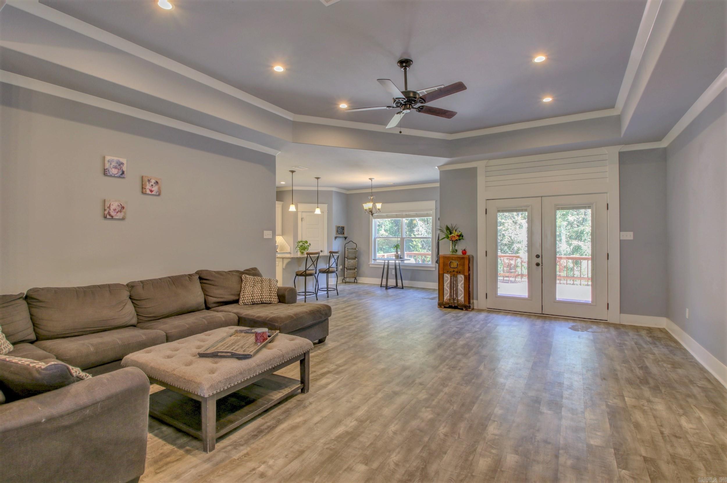 Base Meadows - Residential Lease