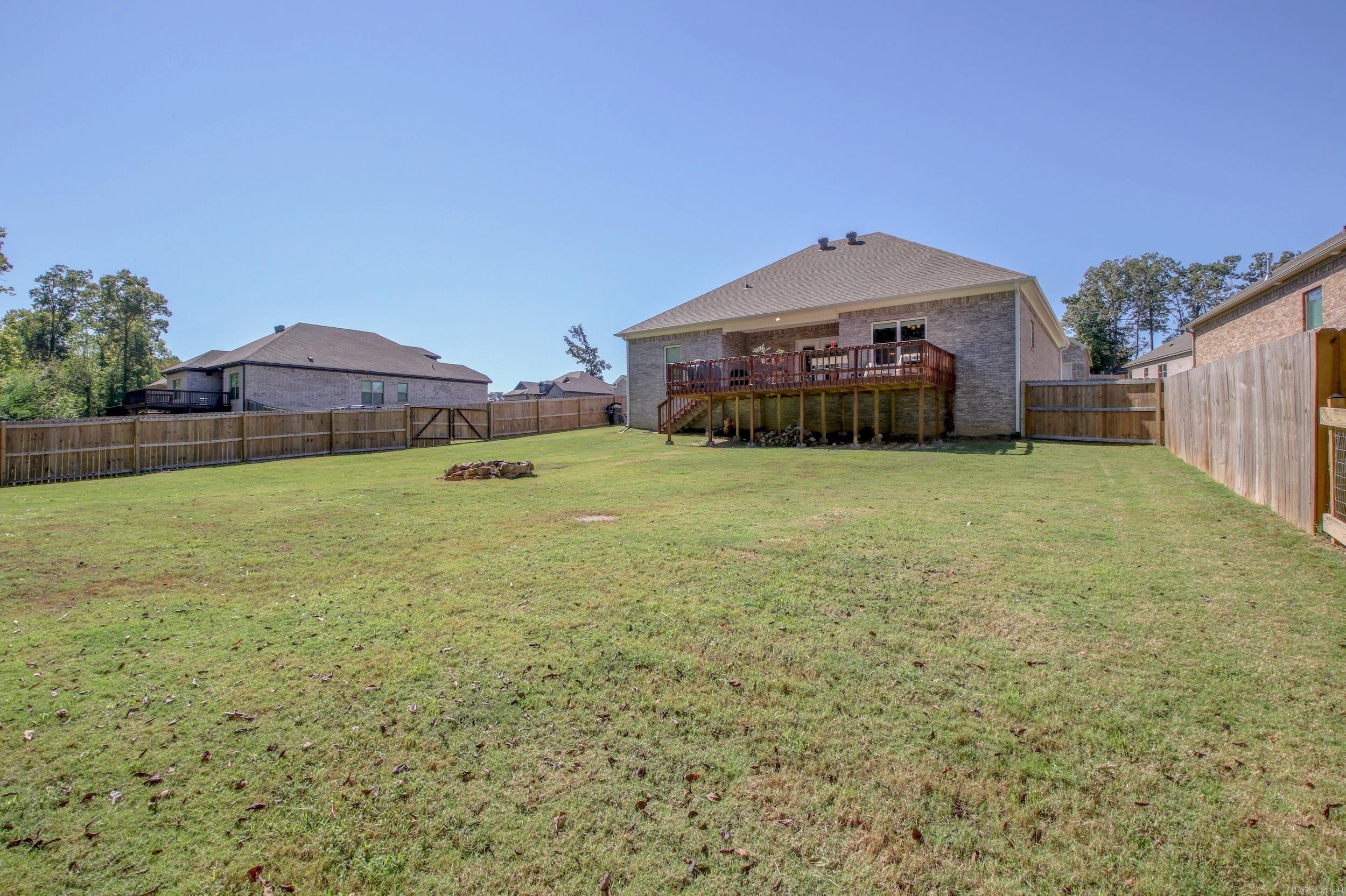 Base Meadows - Residential Lease