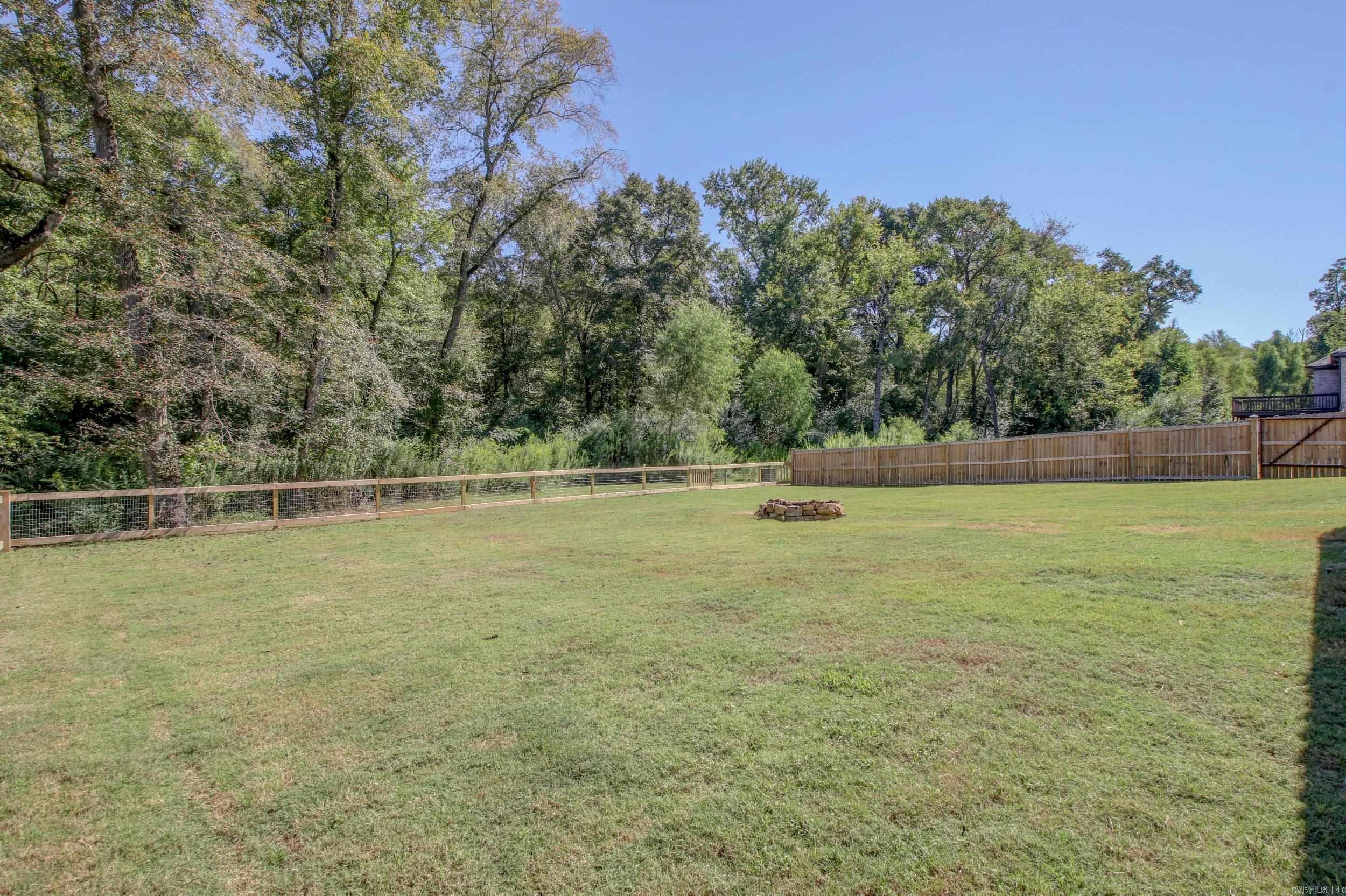 Base Meadows - Residential Lease