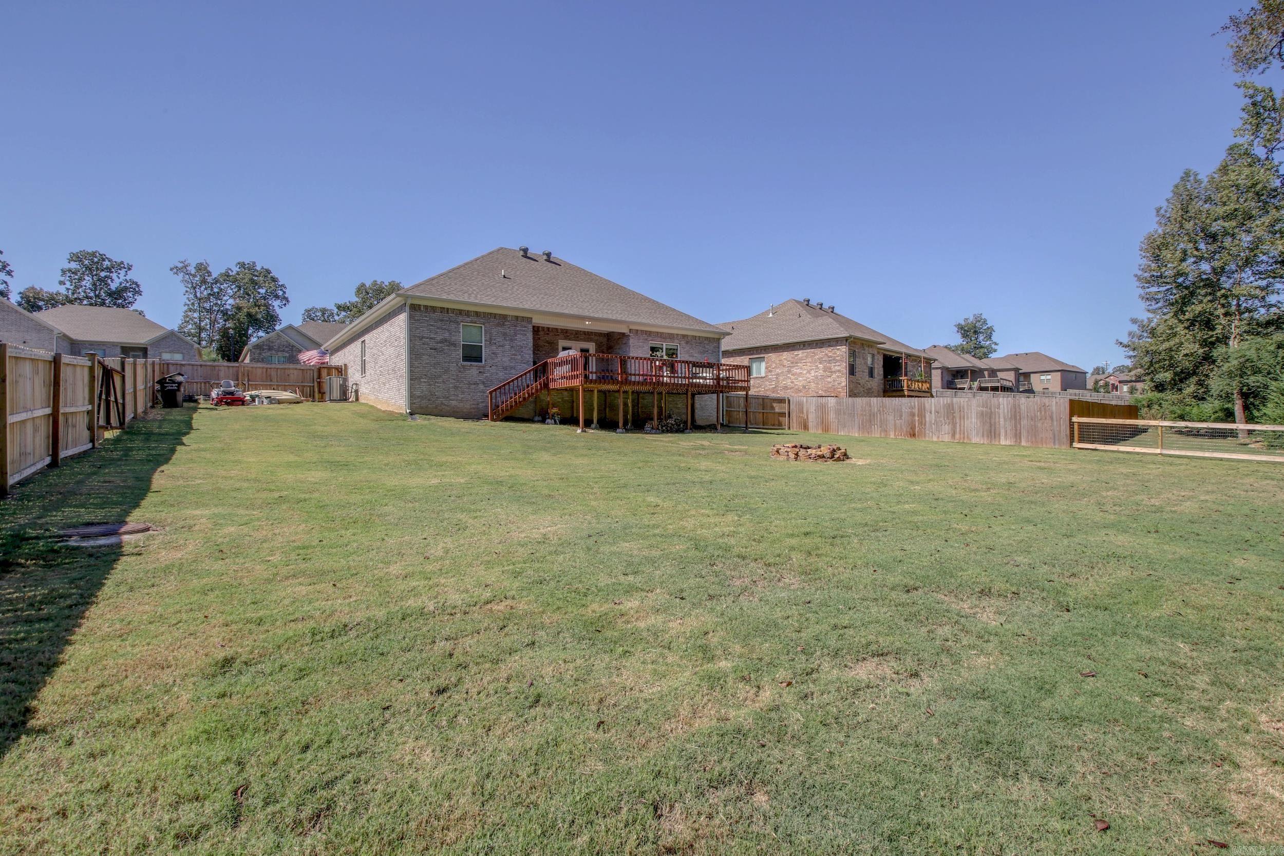 Base Meadows - Residential Lease