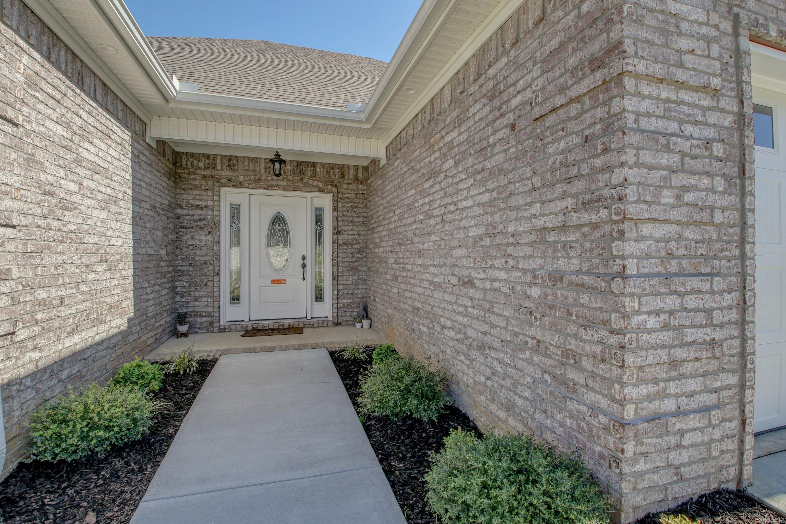 Base Meadows - Residential Lease