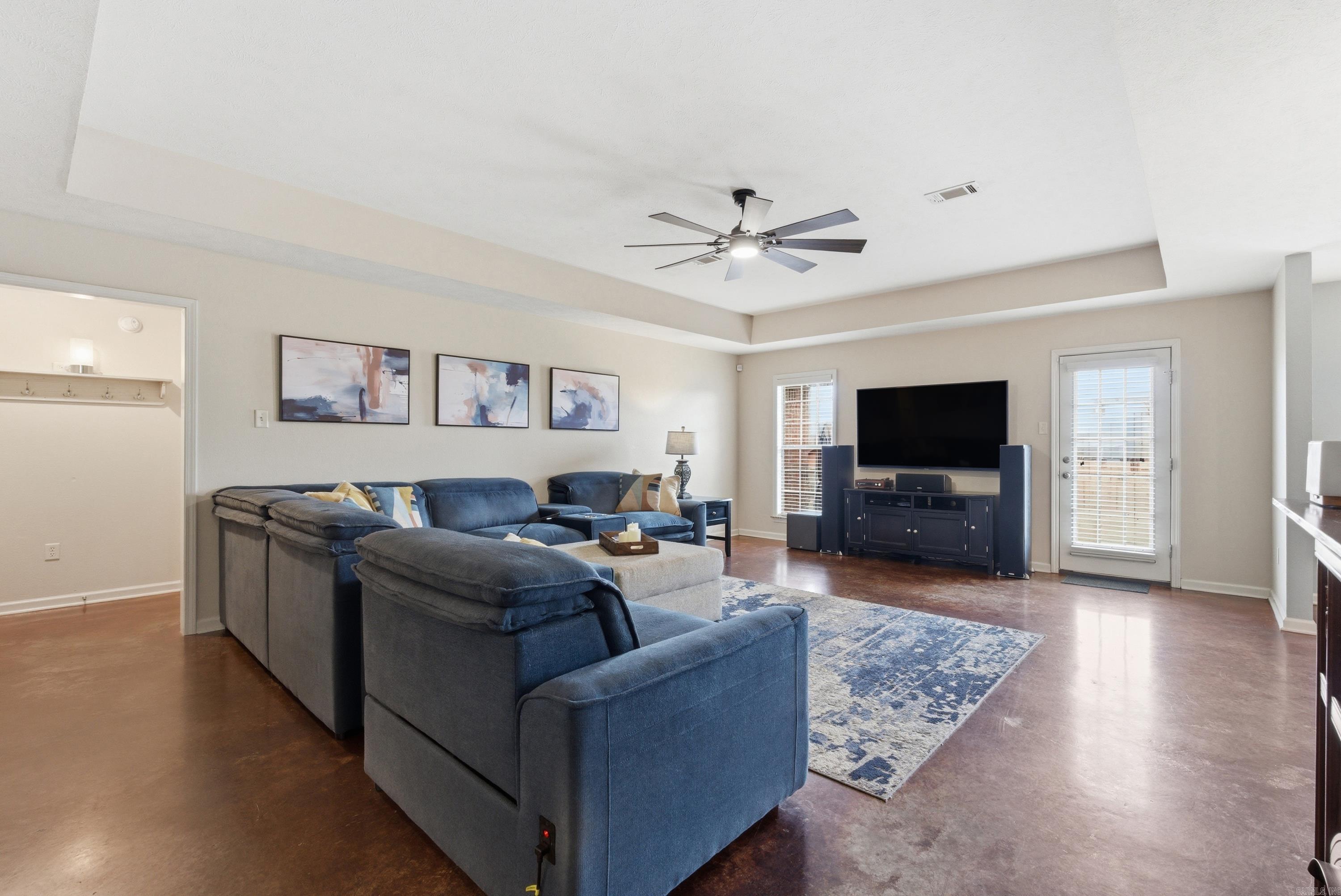 HUNTER HEIGHTS - Residential