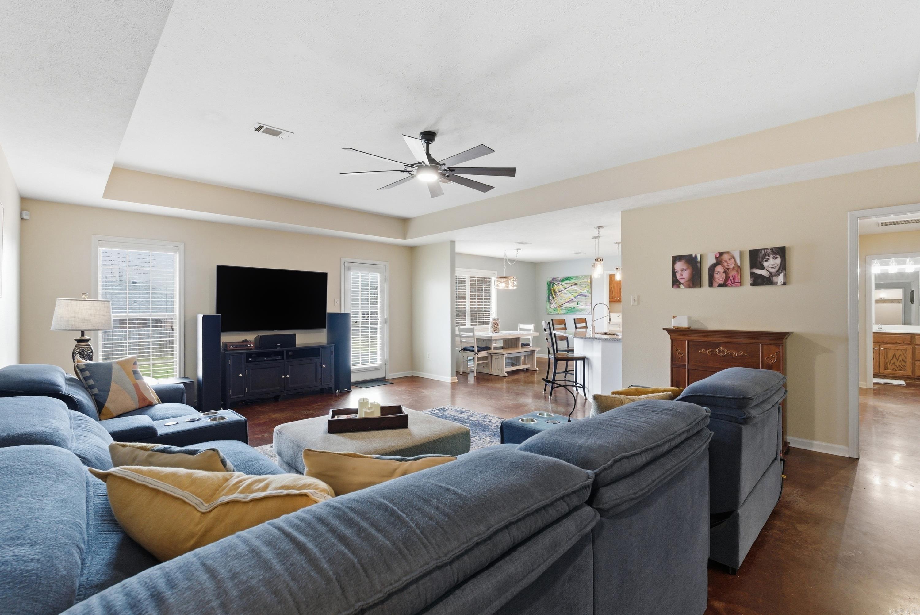 HUNTER HEIGHTS - Residential