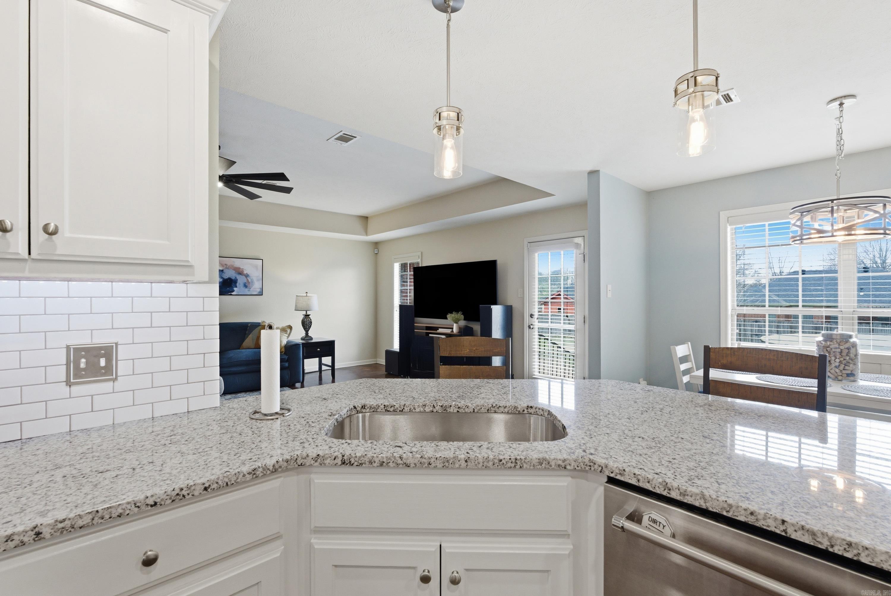 HUNTER HEIGHTS - Residential