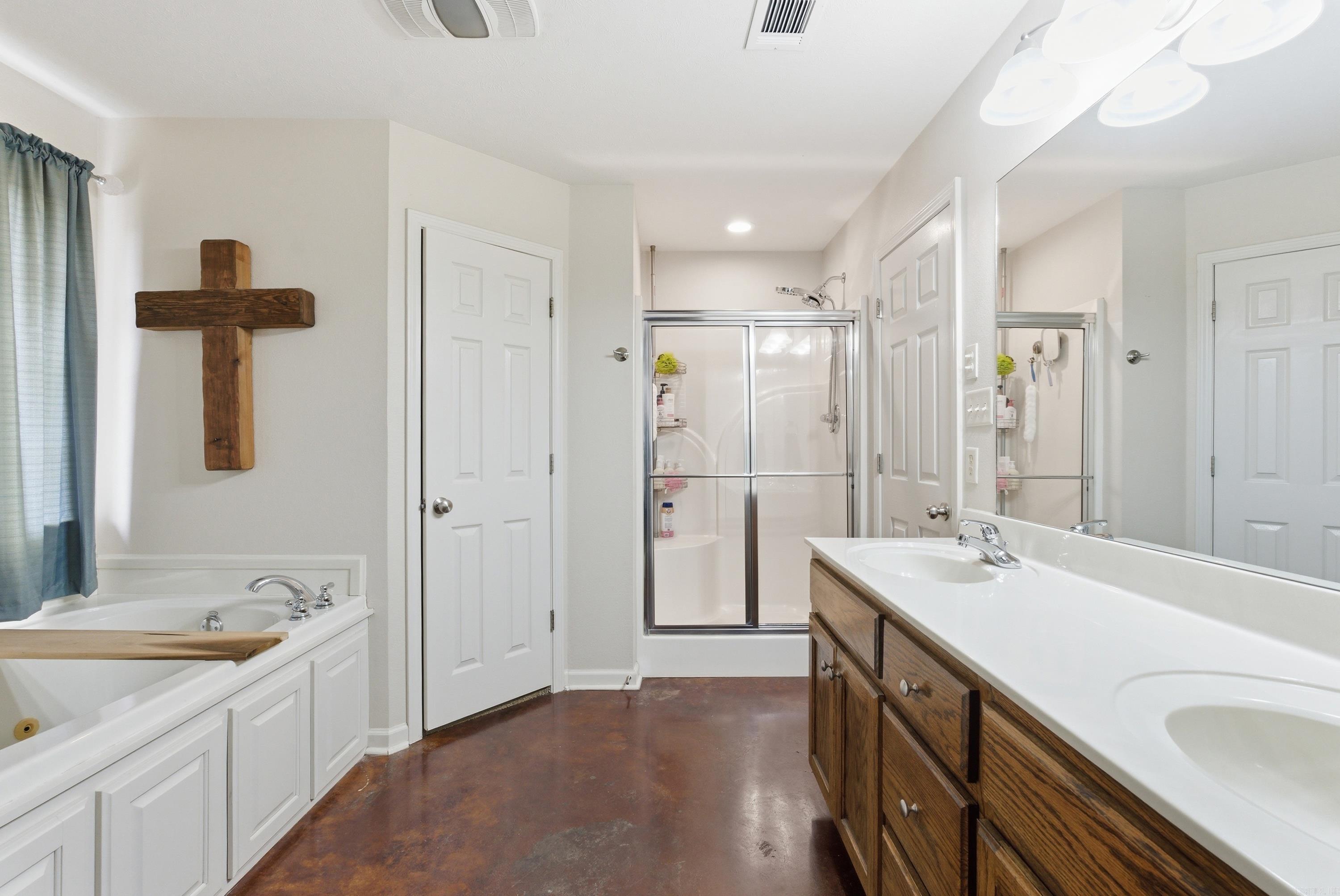 HUNTER HEIGHTS - Residential