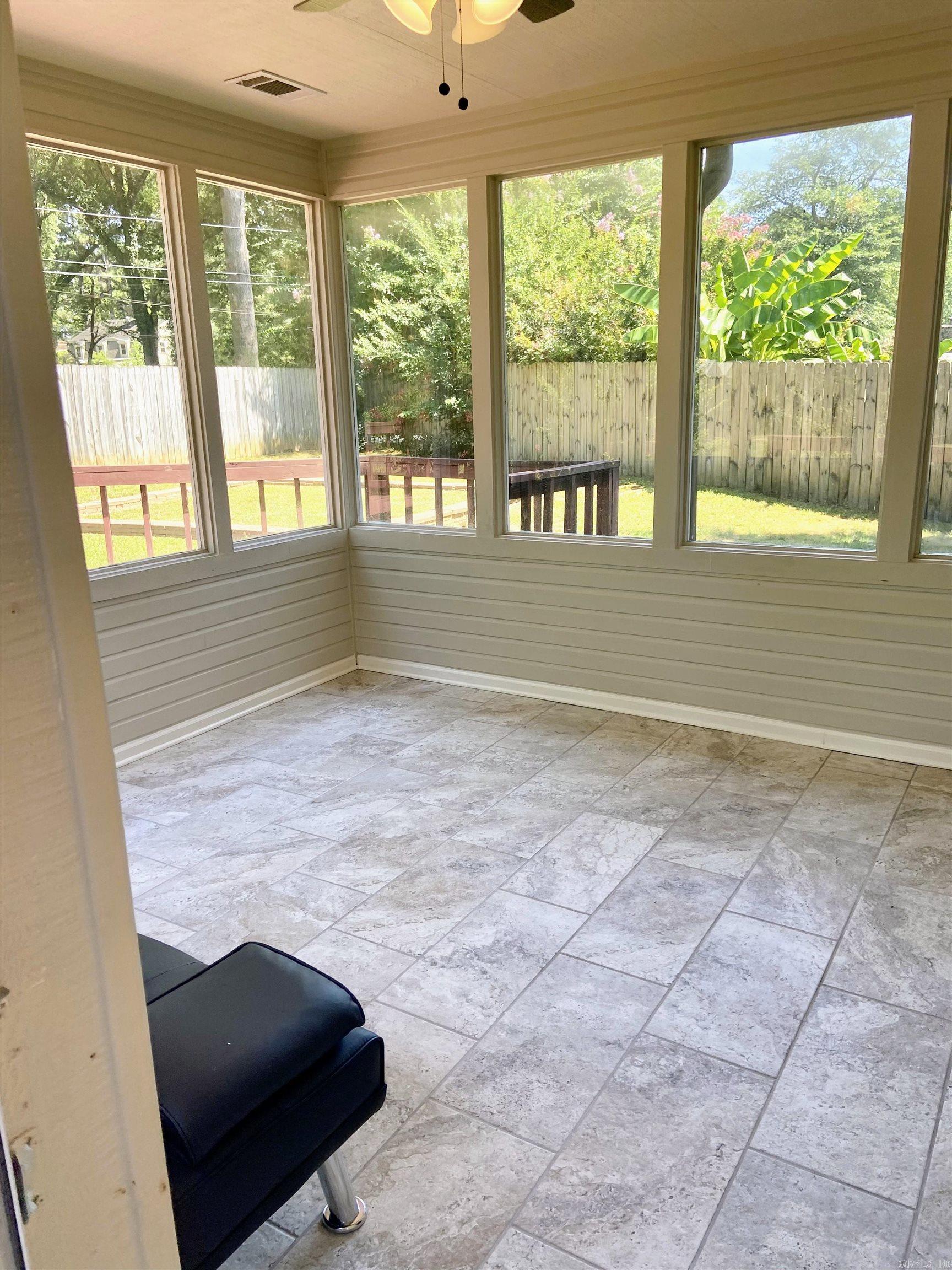 WOODLAND HEIGHTS - Residential