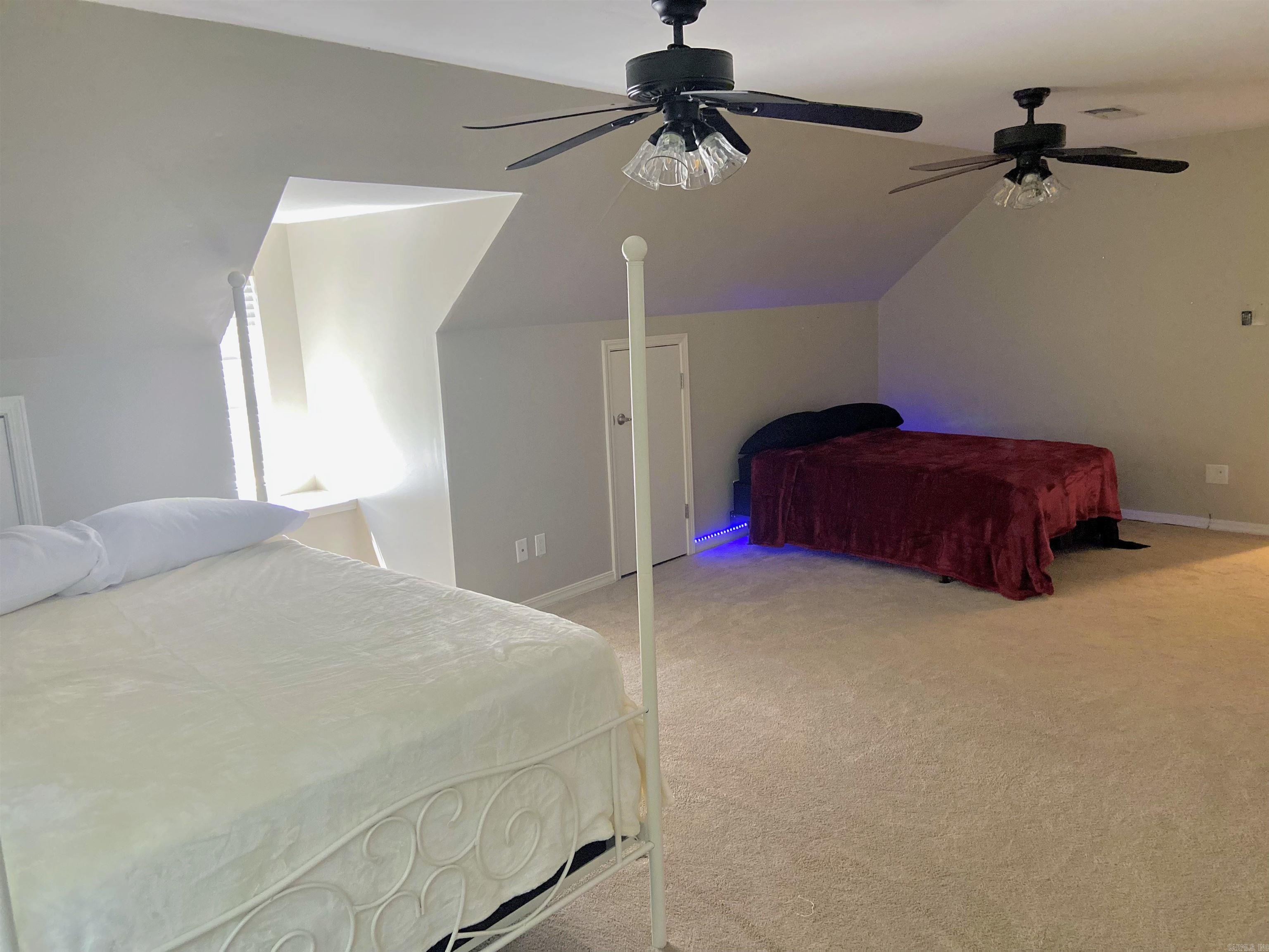 WOODLAND HEIGHTS - Residential