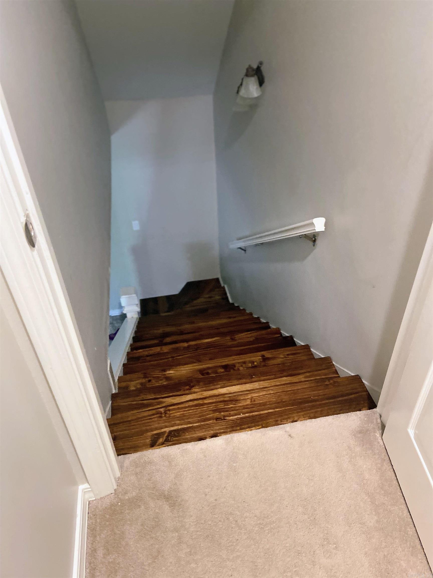 WOODLAND HEIGHTS - Residential