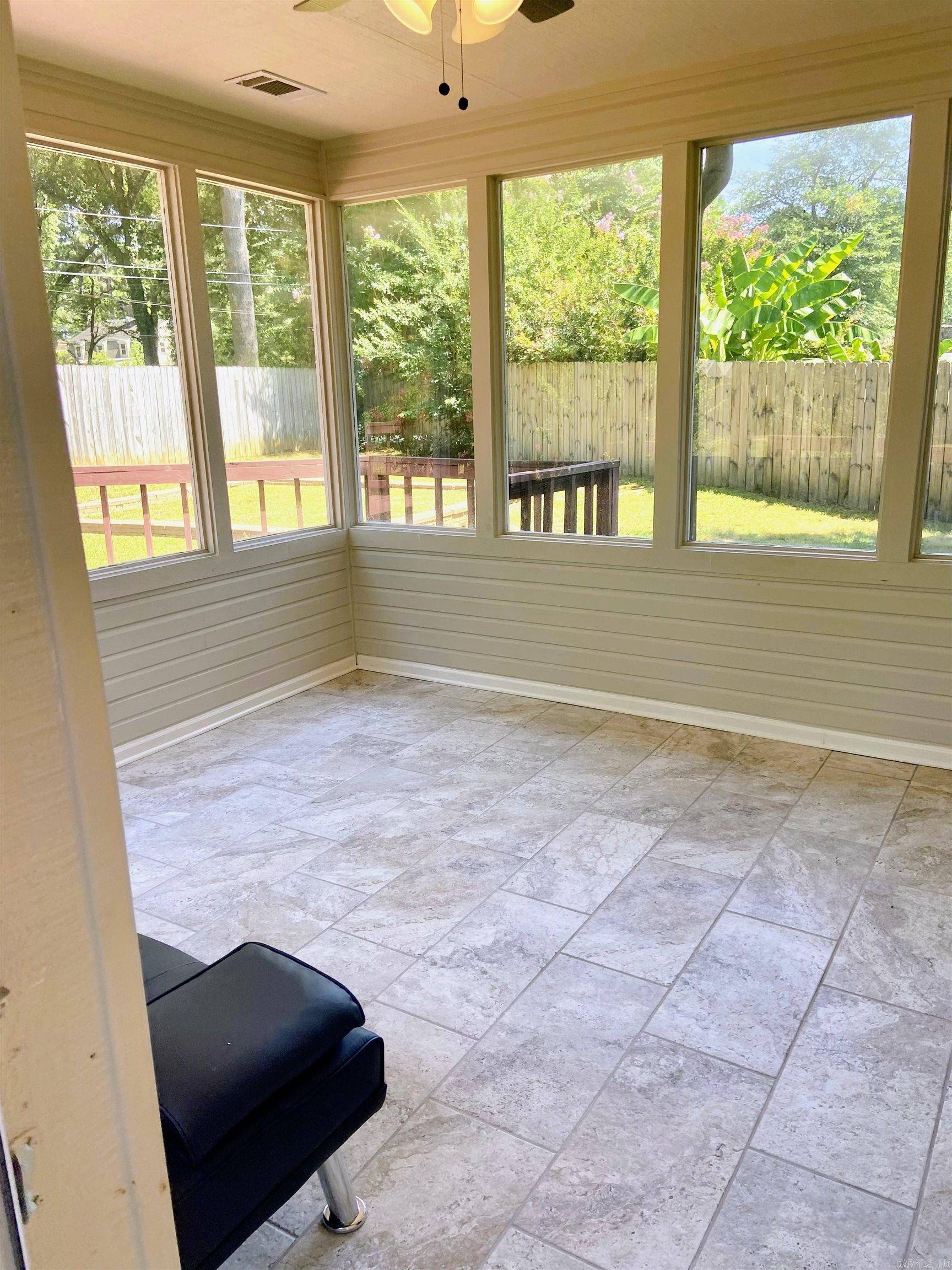 WOODLAND HEIGHTS - Residential