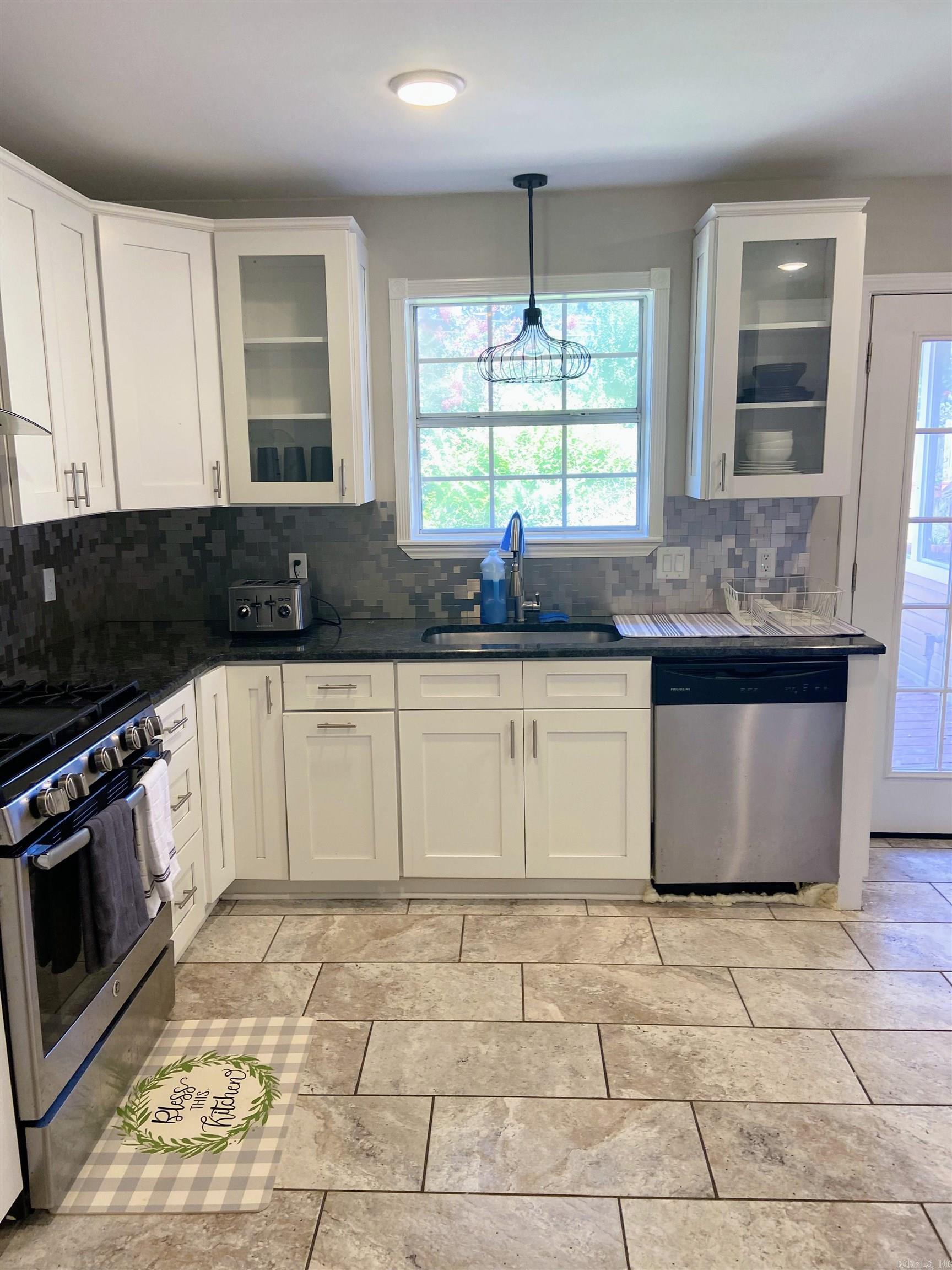 WOODLAND HEIGHTS - Residential