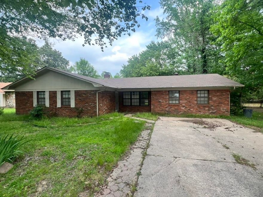 4BR 3BA home near UCA.