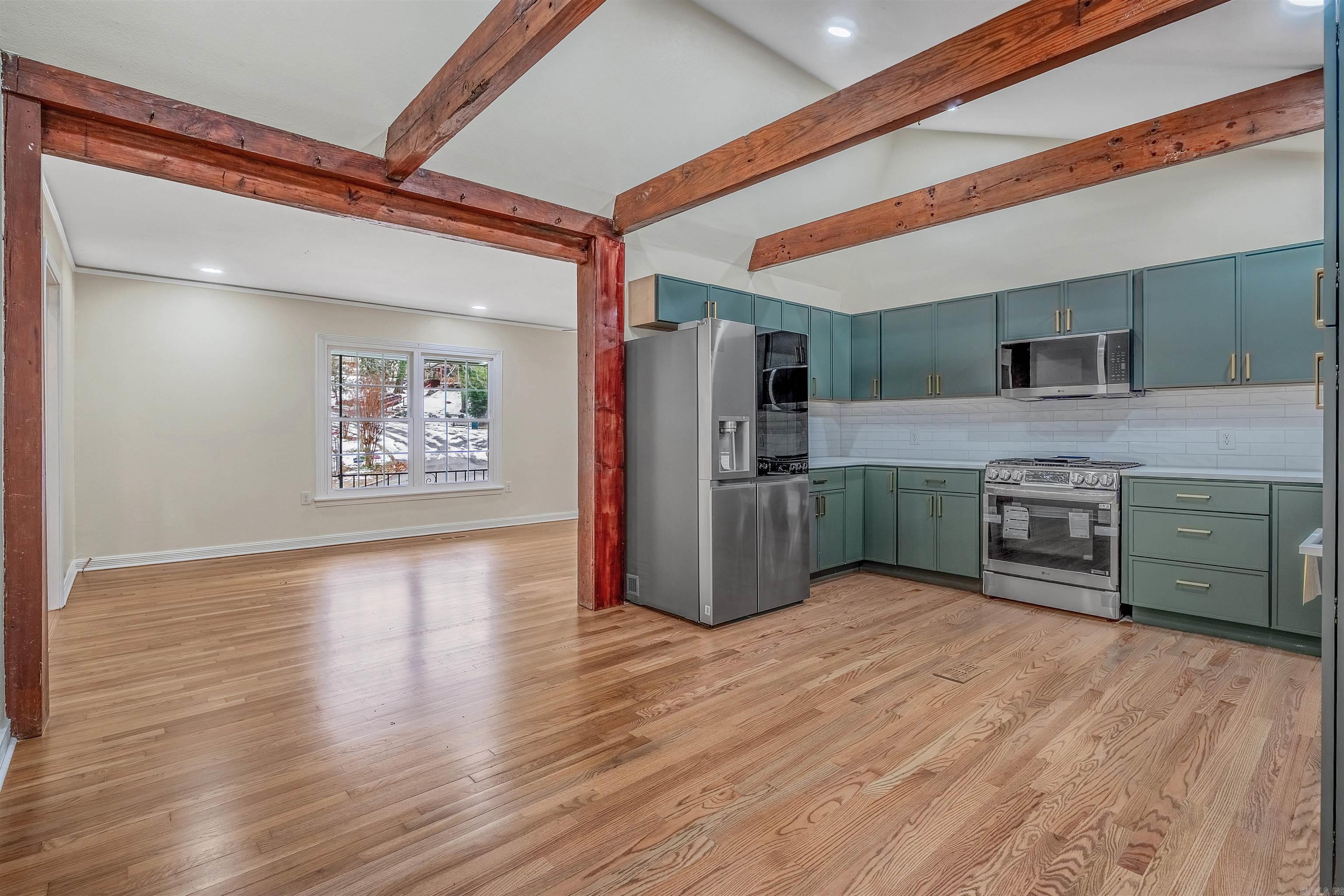 COOLWOOD - Residential