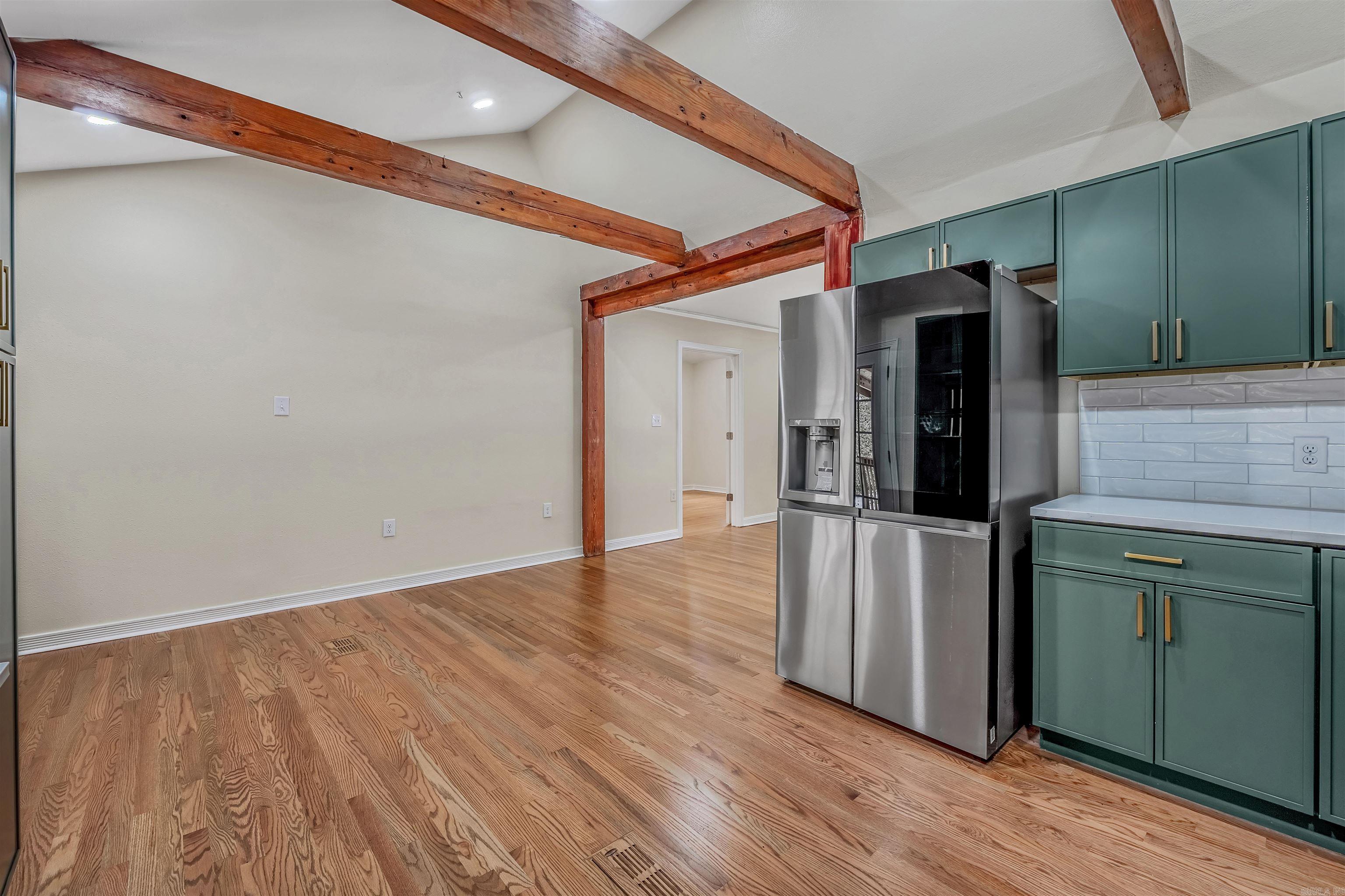 COOLWOOD - Residential