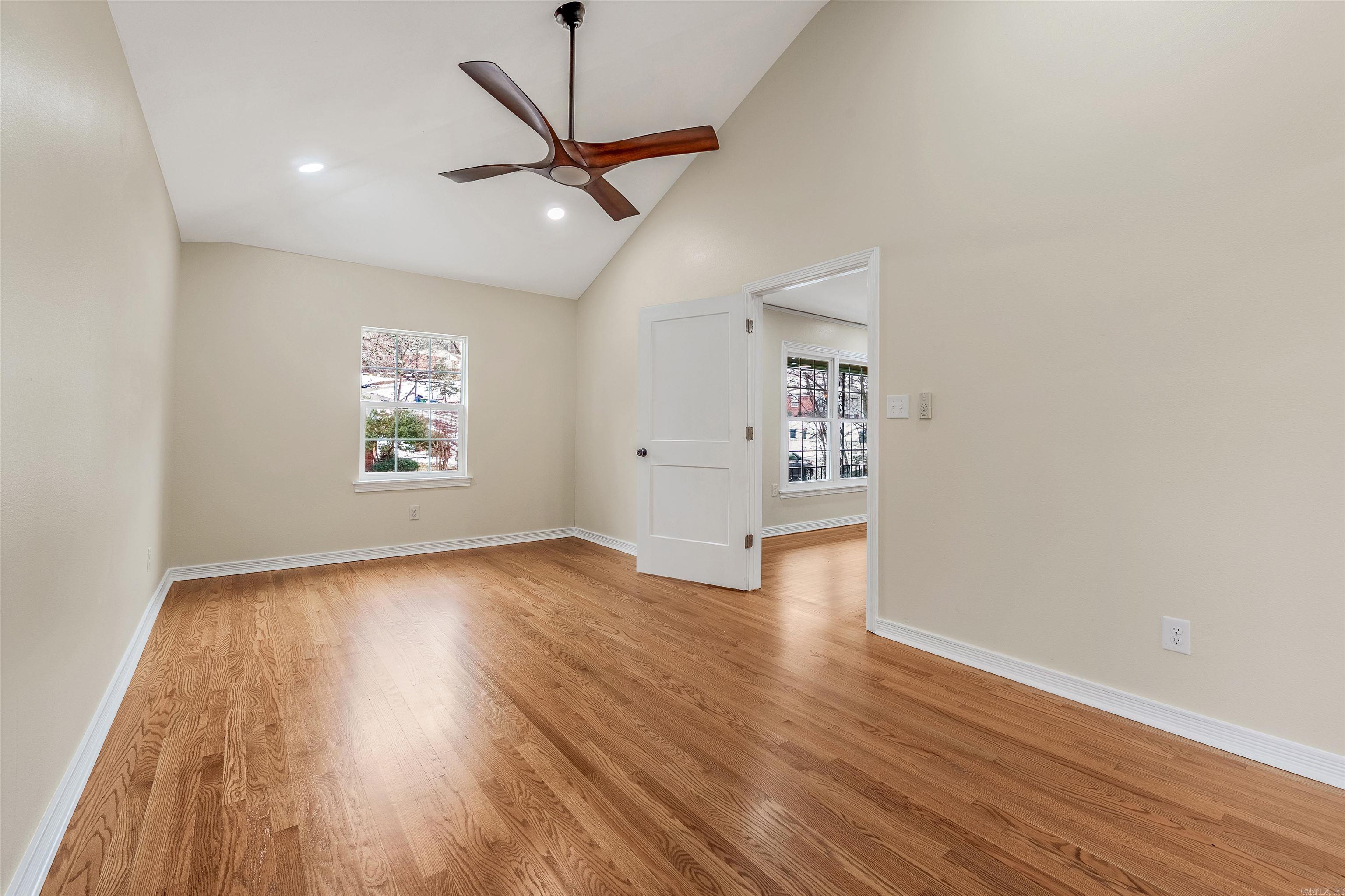 COOLWOOD - Residential