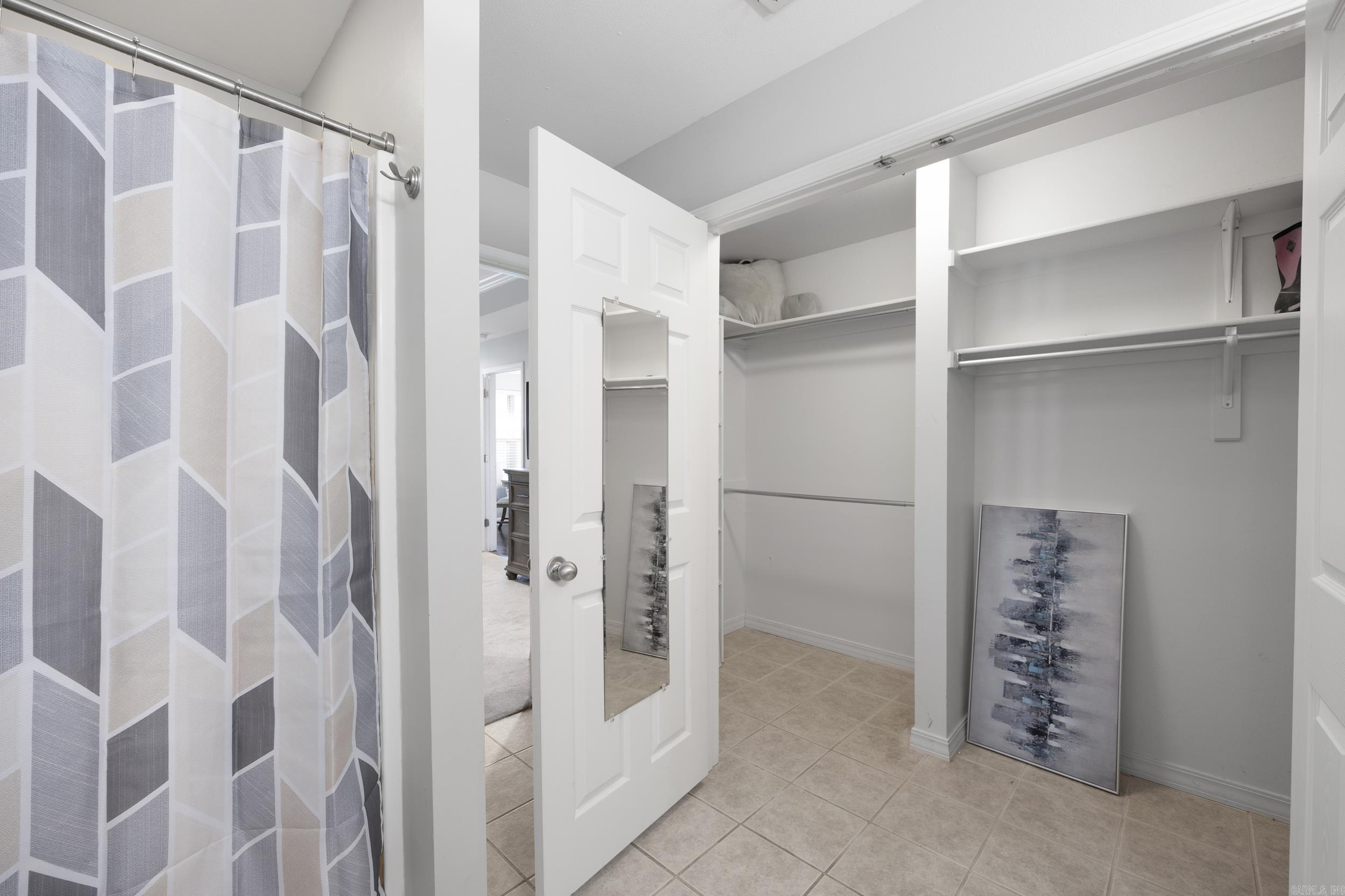 COVE LANDING - Residential