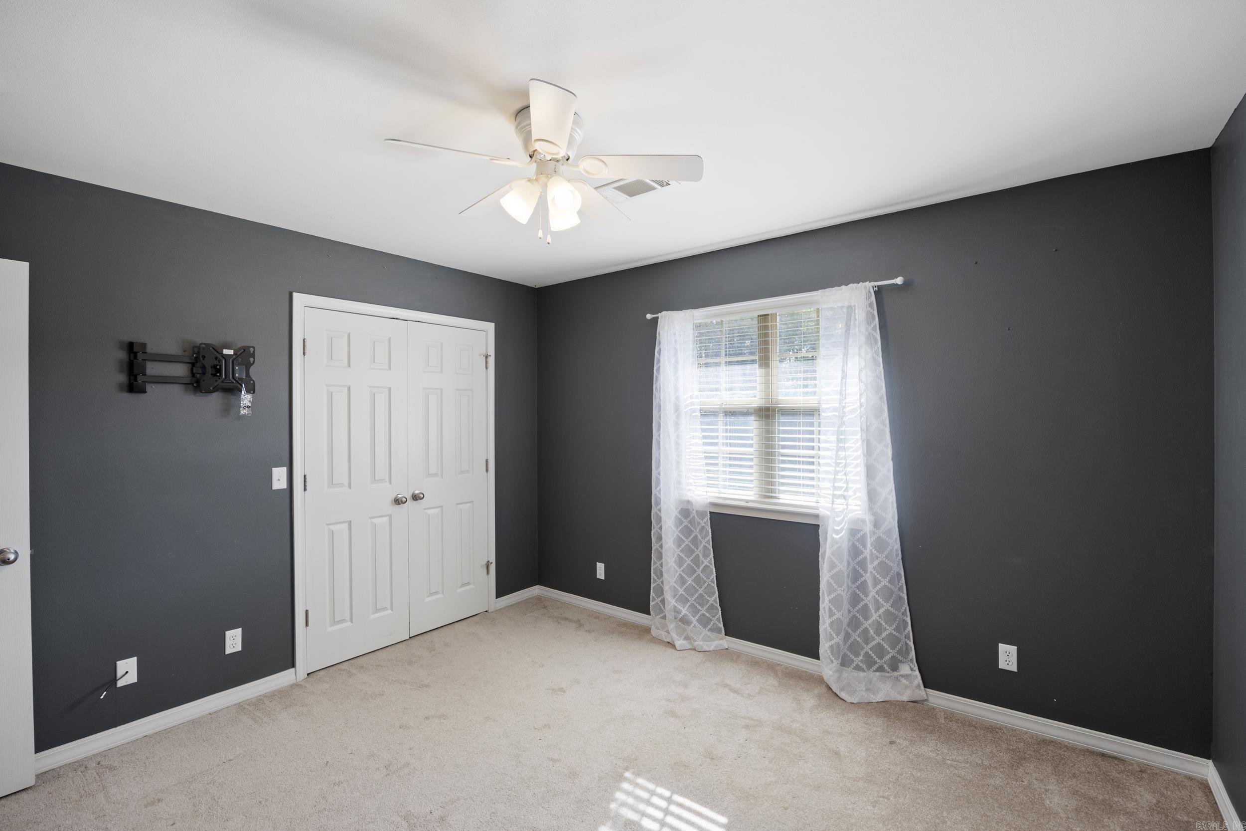 COVE LANDING - Residential