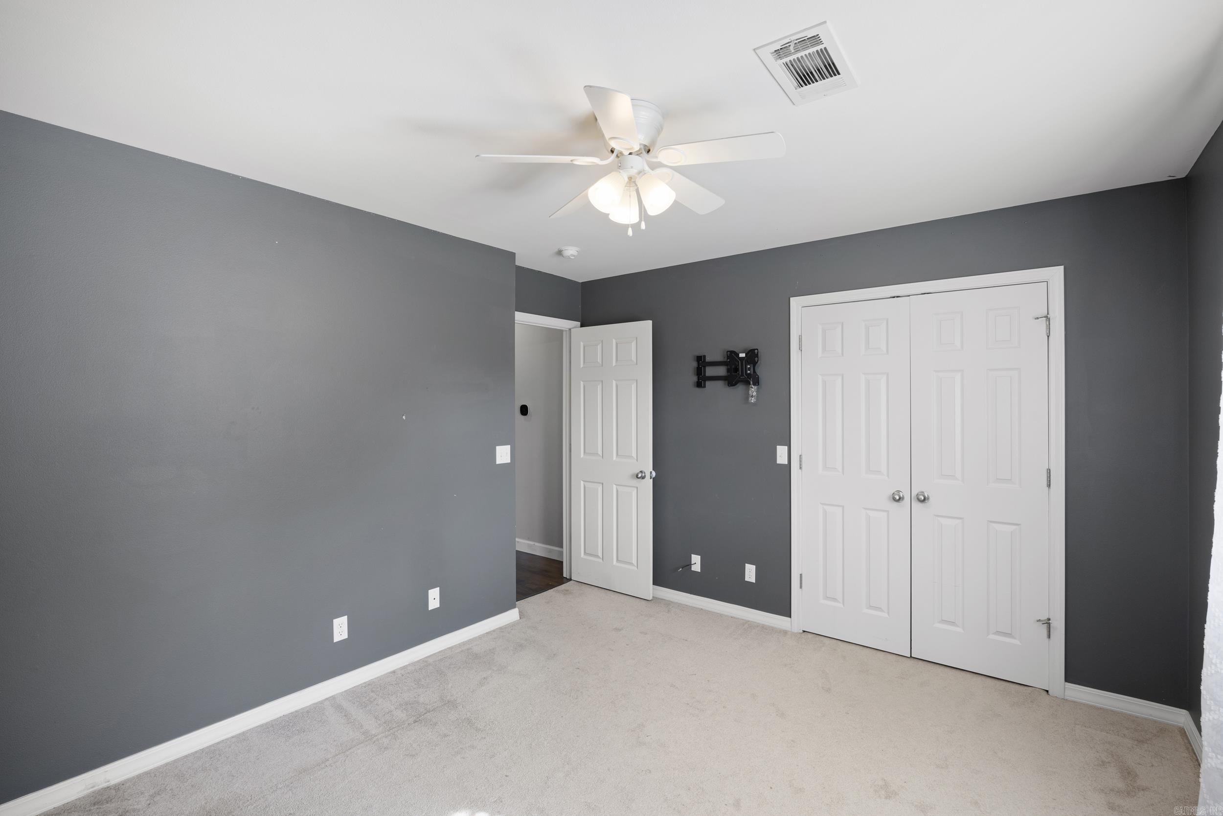 COVE LANDING - Residential