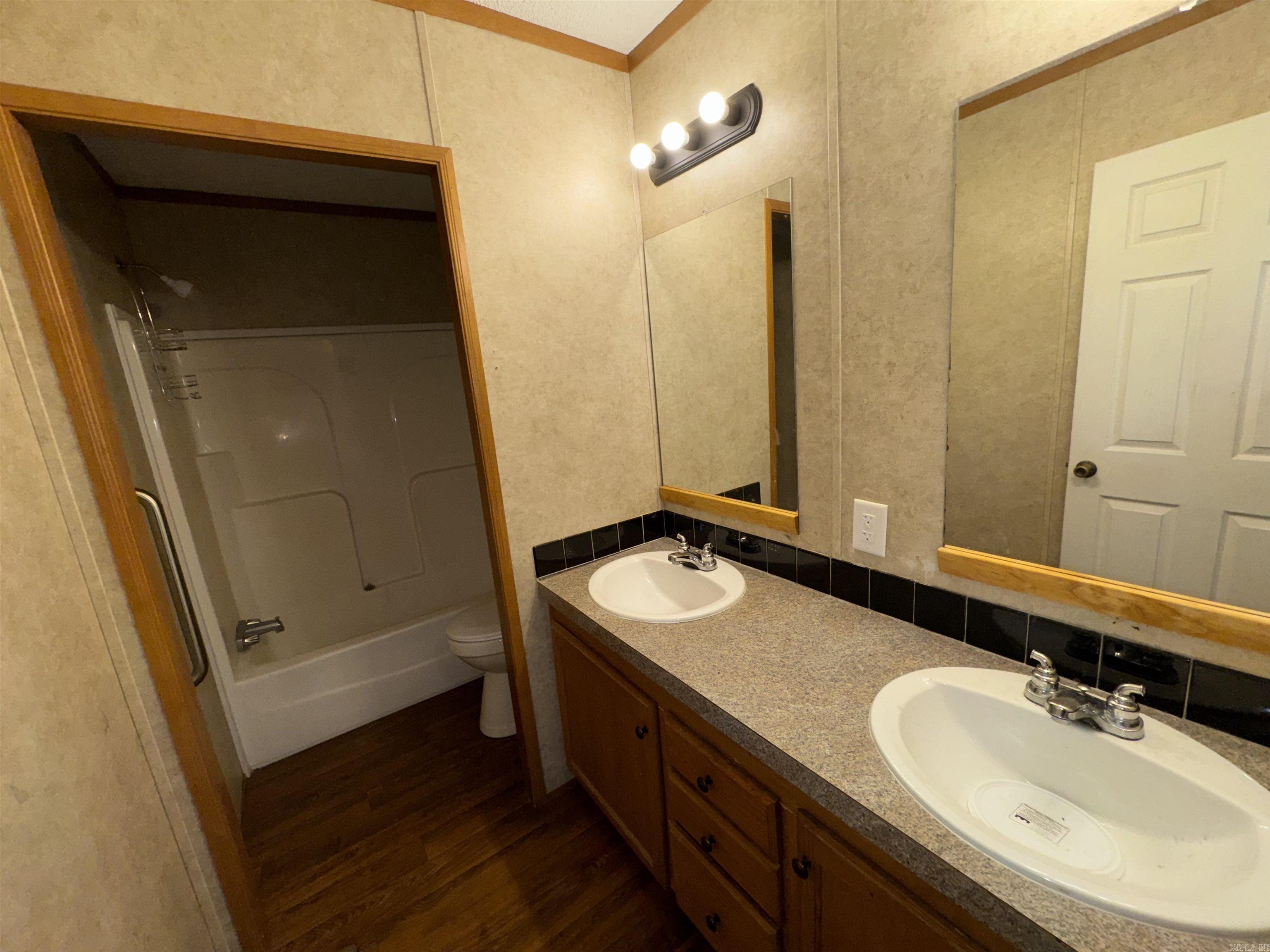 Crescent Hill - Residential