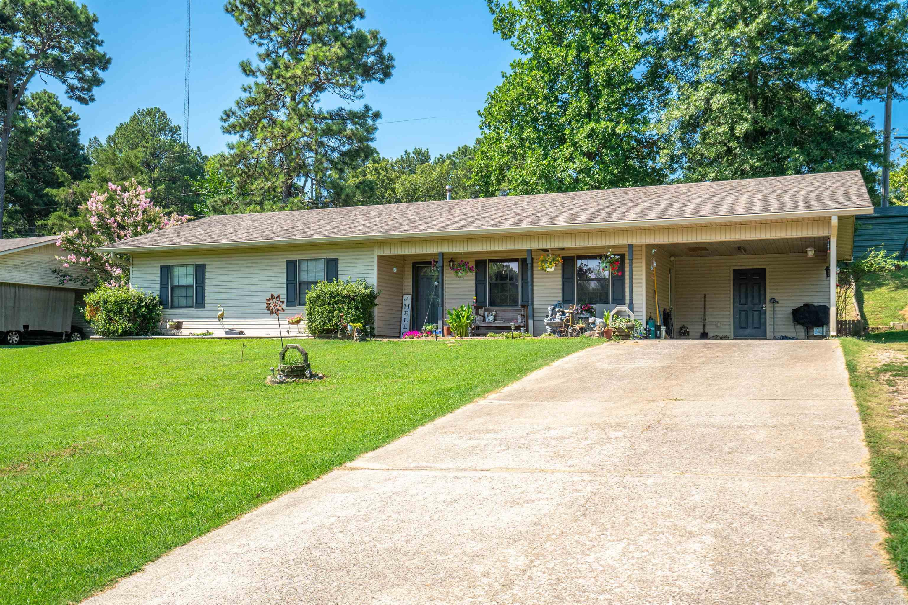 Welcome to 623 S 5TH St in Glenwood AR! This beautiful home has 3 bedrooms 2 baths. Kitchen is equipped with all Stainless appliances gas stove, dishwasher, fridge,microwave /vent hood. Real Wood floors that are beautiful! New roof with Architectural Shingles being put on from hail damage. Attatched Carport with side entry and storage in end. Plus a shop and storage building behind home. Seller has New HVAC- just a couple yrs old ,new back door, extra insulation in attic and attic fan. You're about 5 minutes from the Caddo River to swim or Canoe,or Fish & 30 min to Oaklawn or Murfreesboros famous Diamond Mine to hunt your own diamonds!