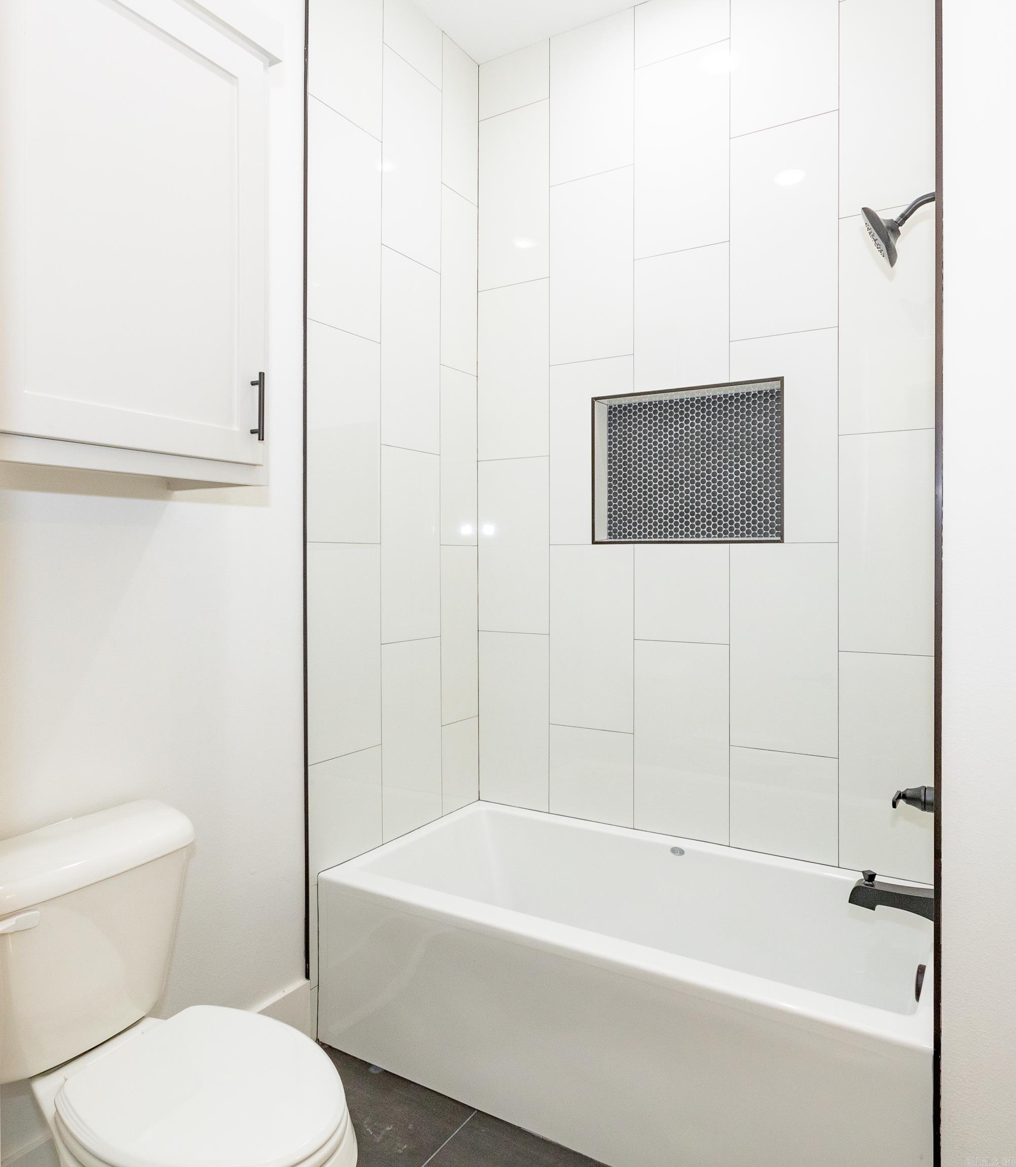 HAZEL OAK - Residential