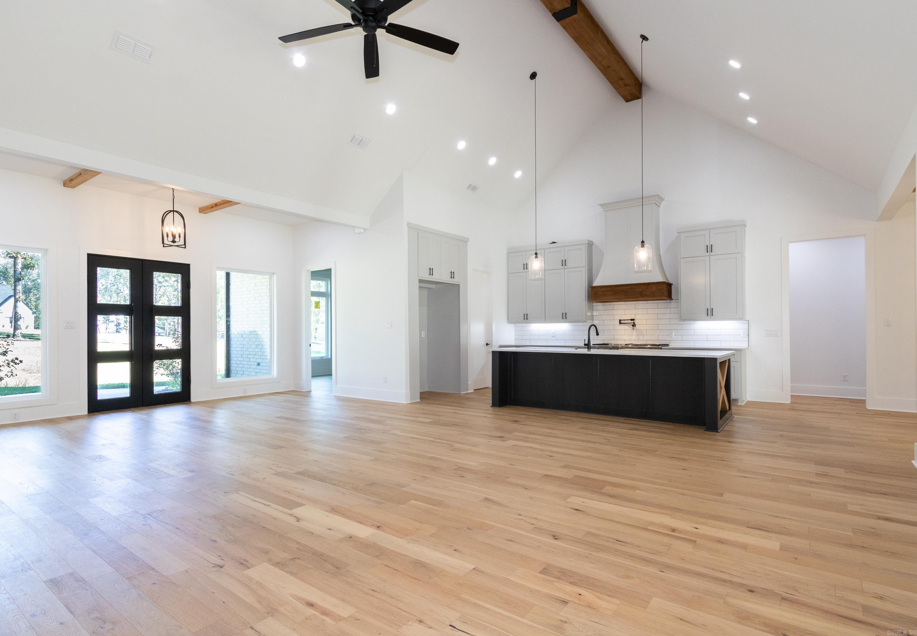 HAZEL OAK - Residential