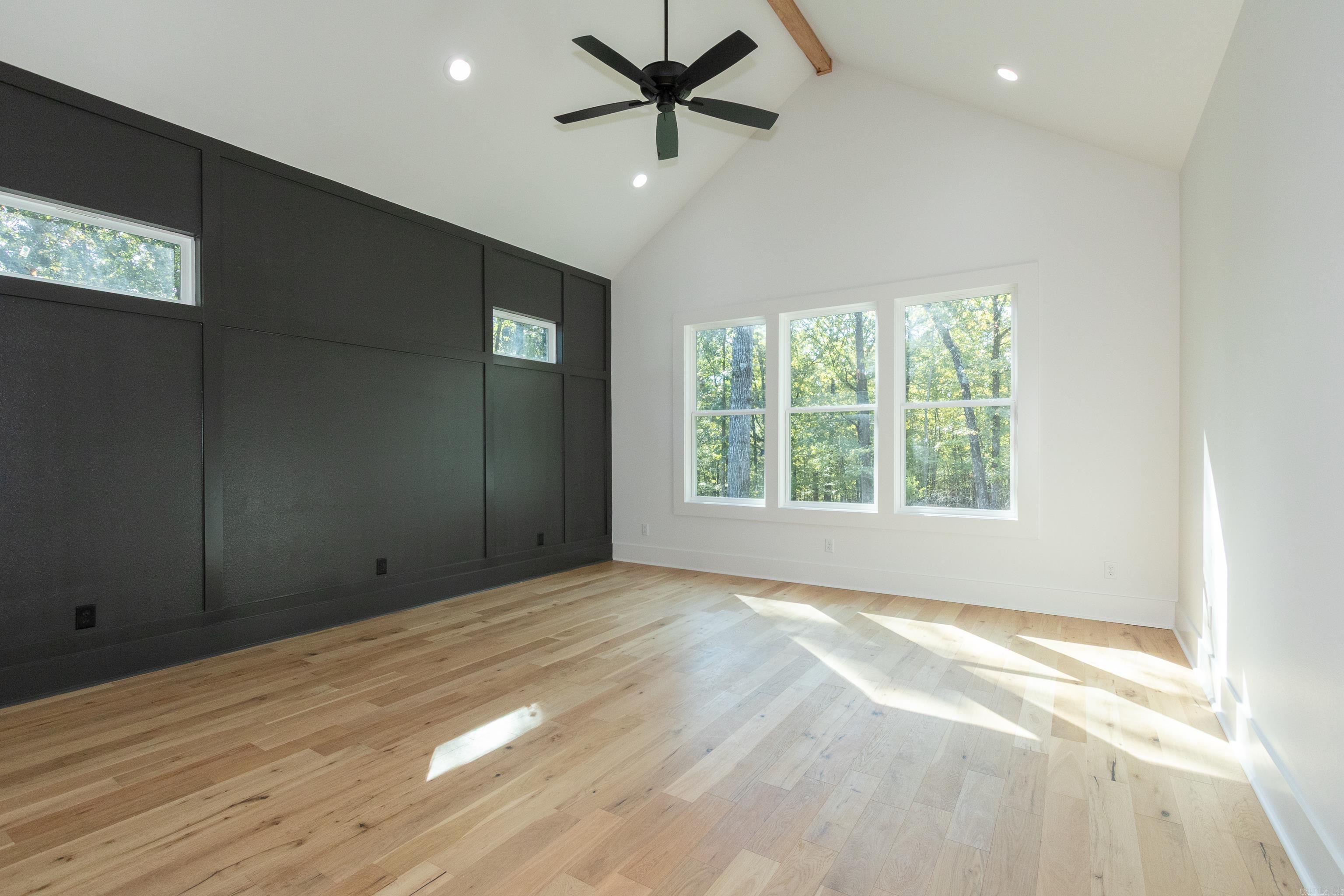 HAZEL OAK - Residential