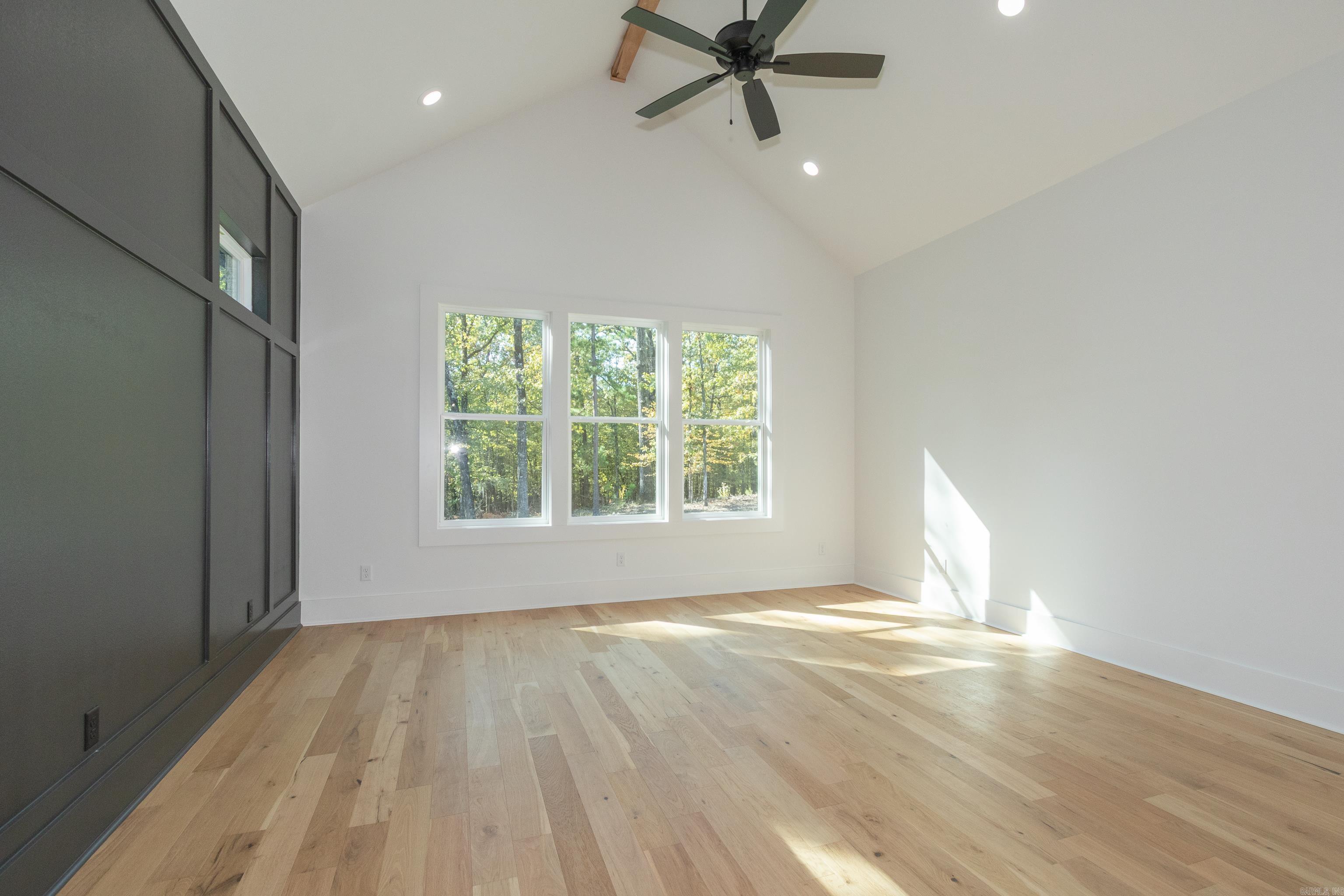 HAZEL OAK - Residential