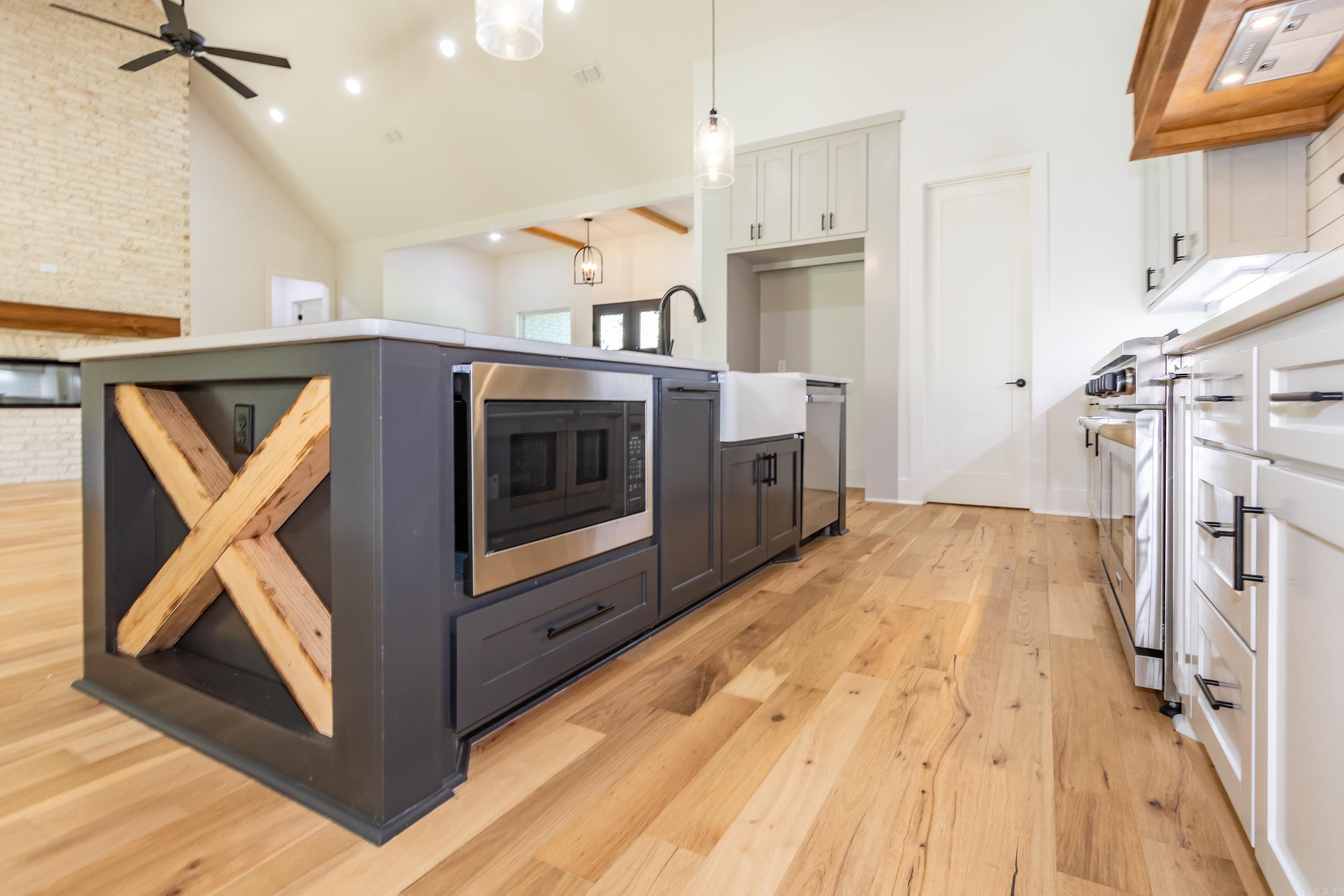 HAZEL OAK - Residential