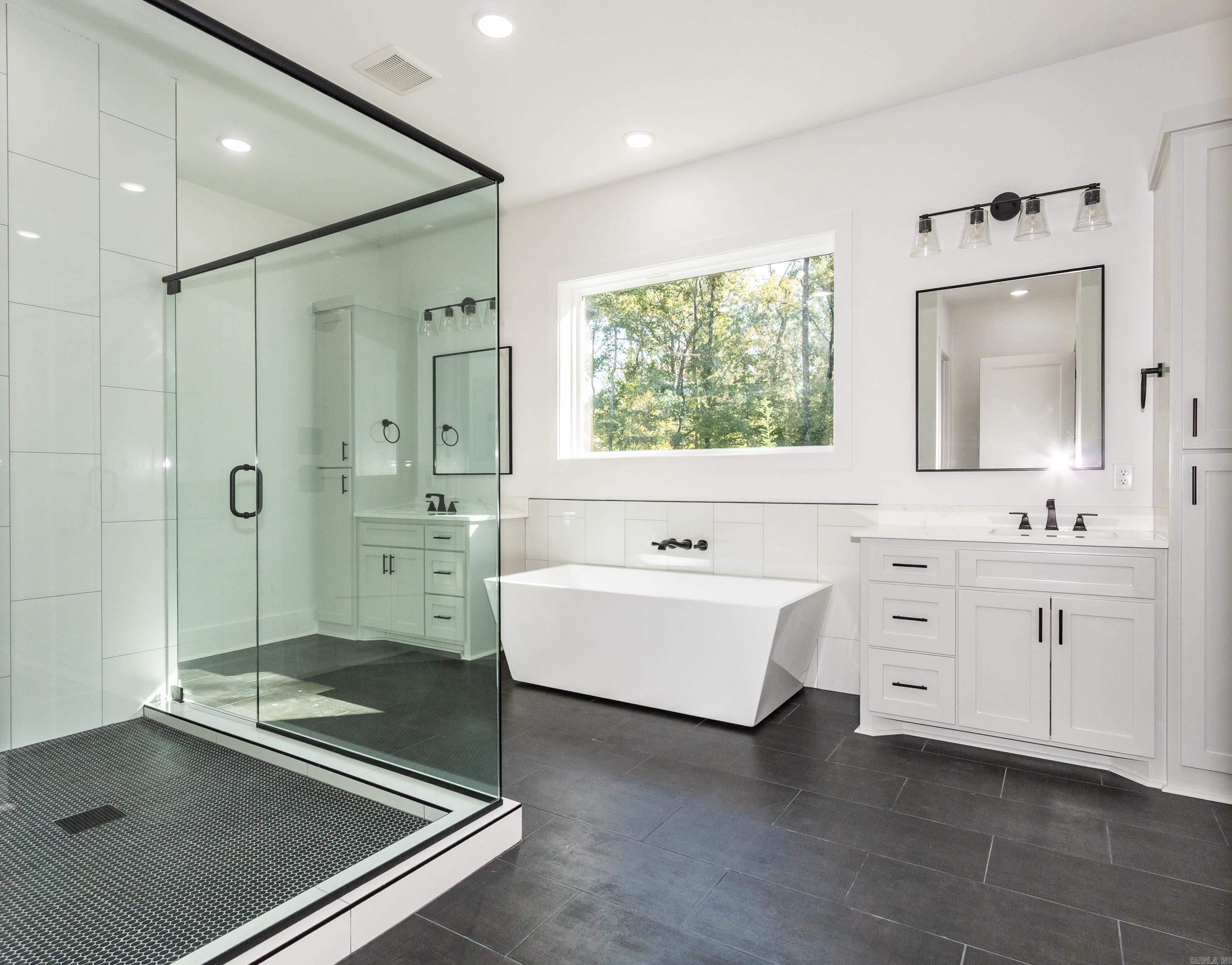 HAZEL OAK - Residential