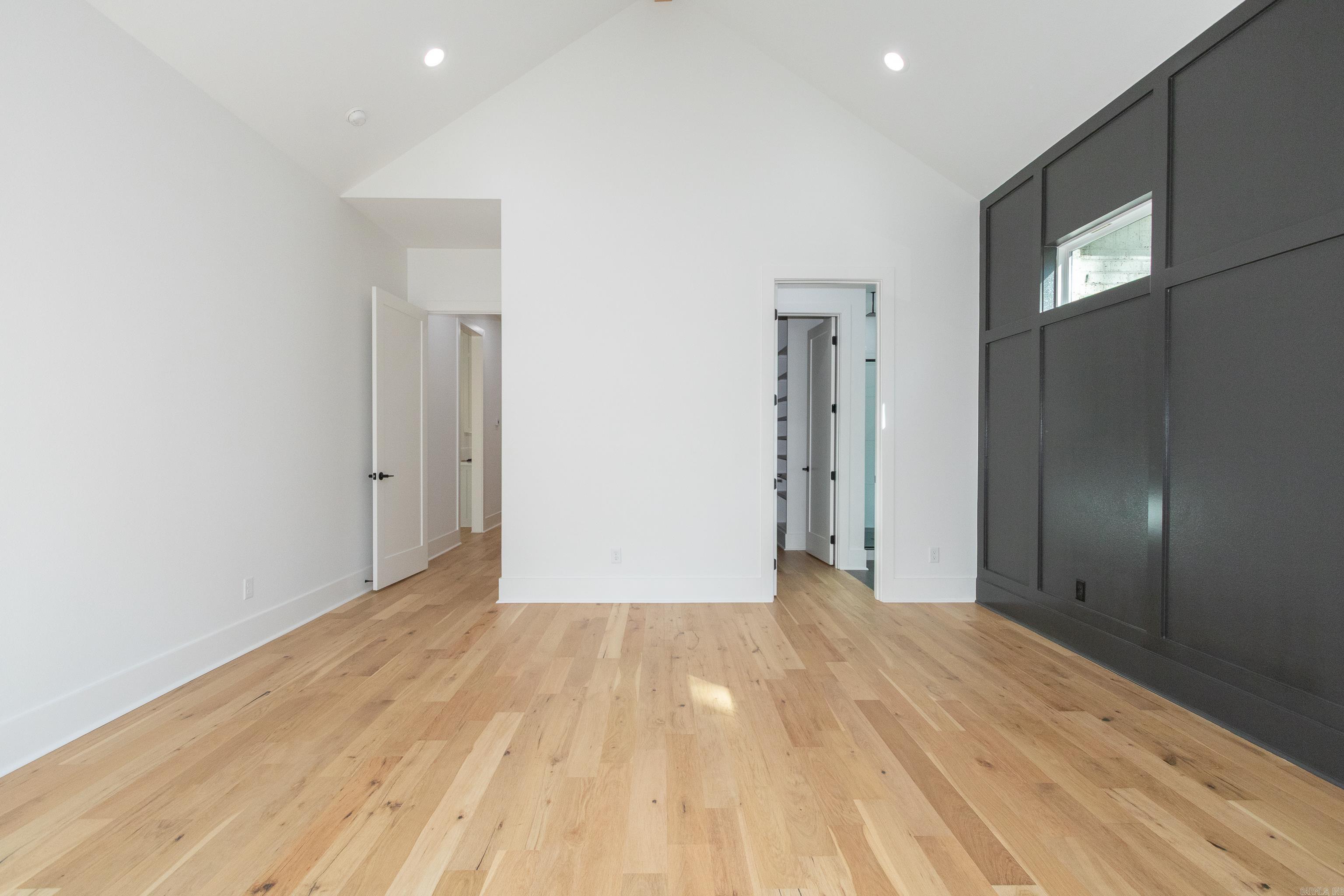 HAZEL OAK - Residential