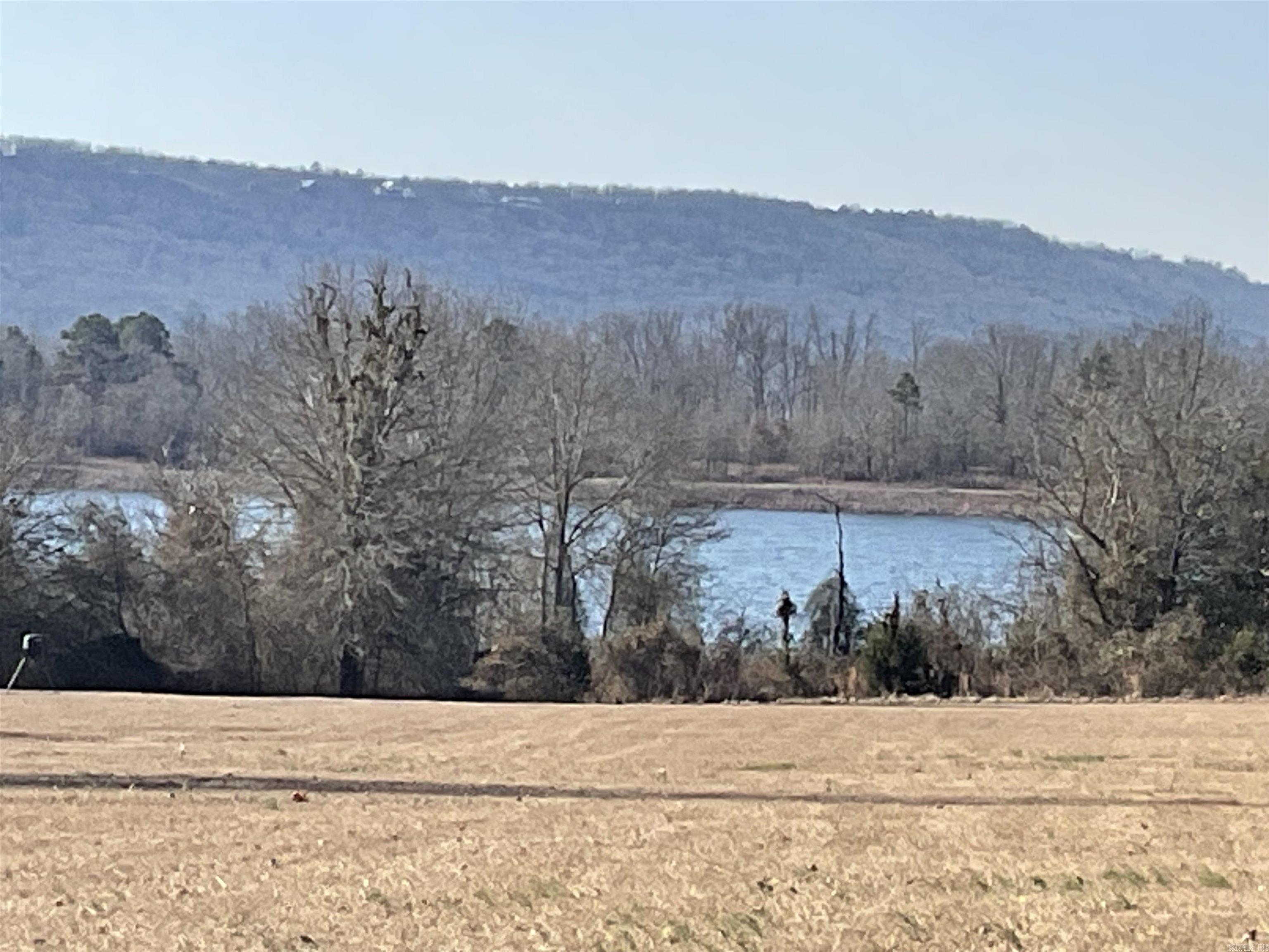 Landing at Emerald Isle - Land