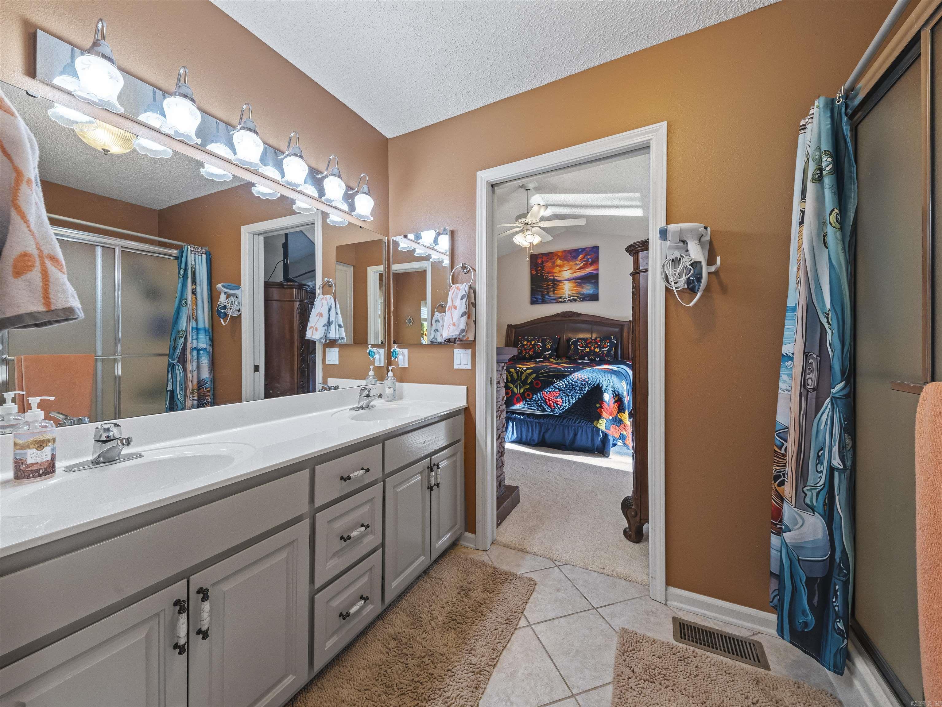 RESPLANDOR - Residential