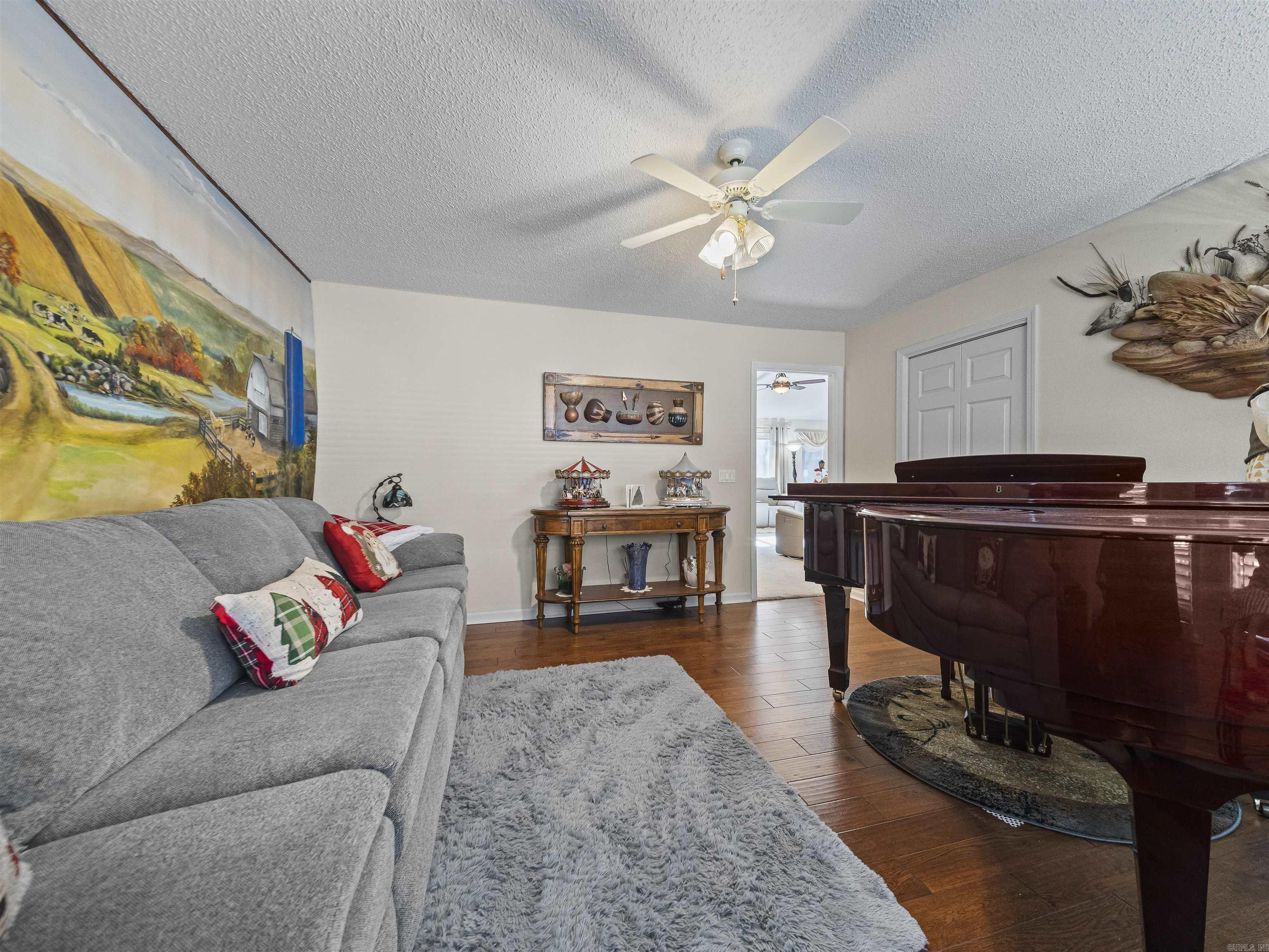 RESPLANDOR - Residential