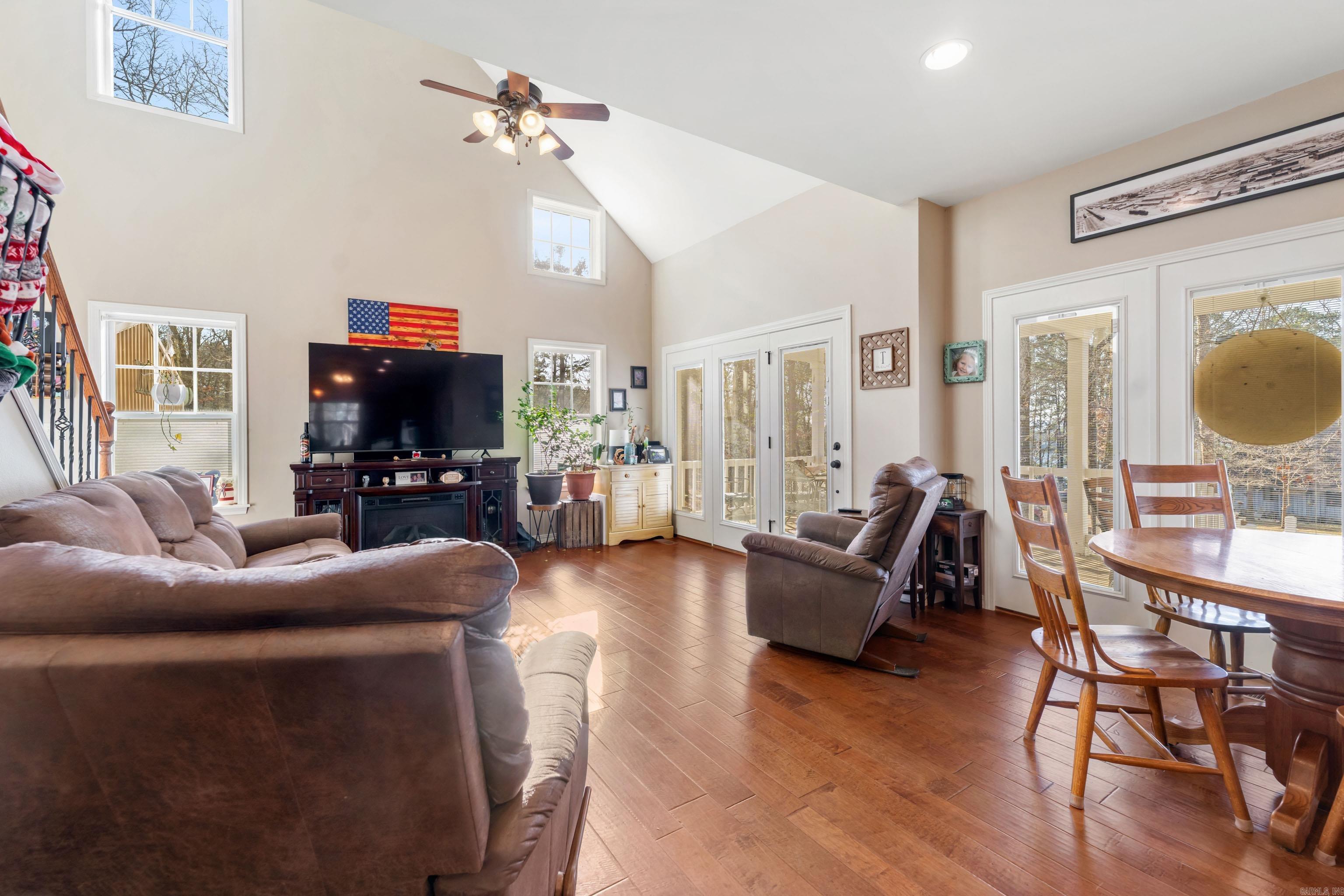 Lake Forest Estates - Residential