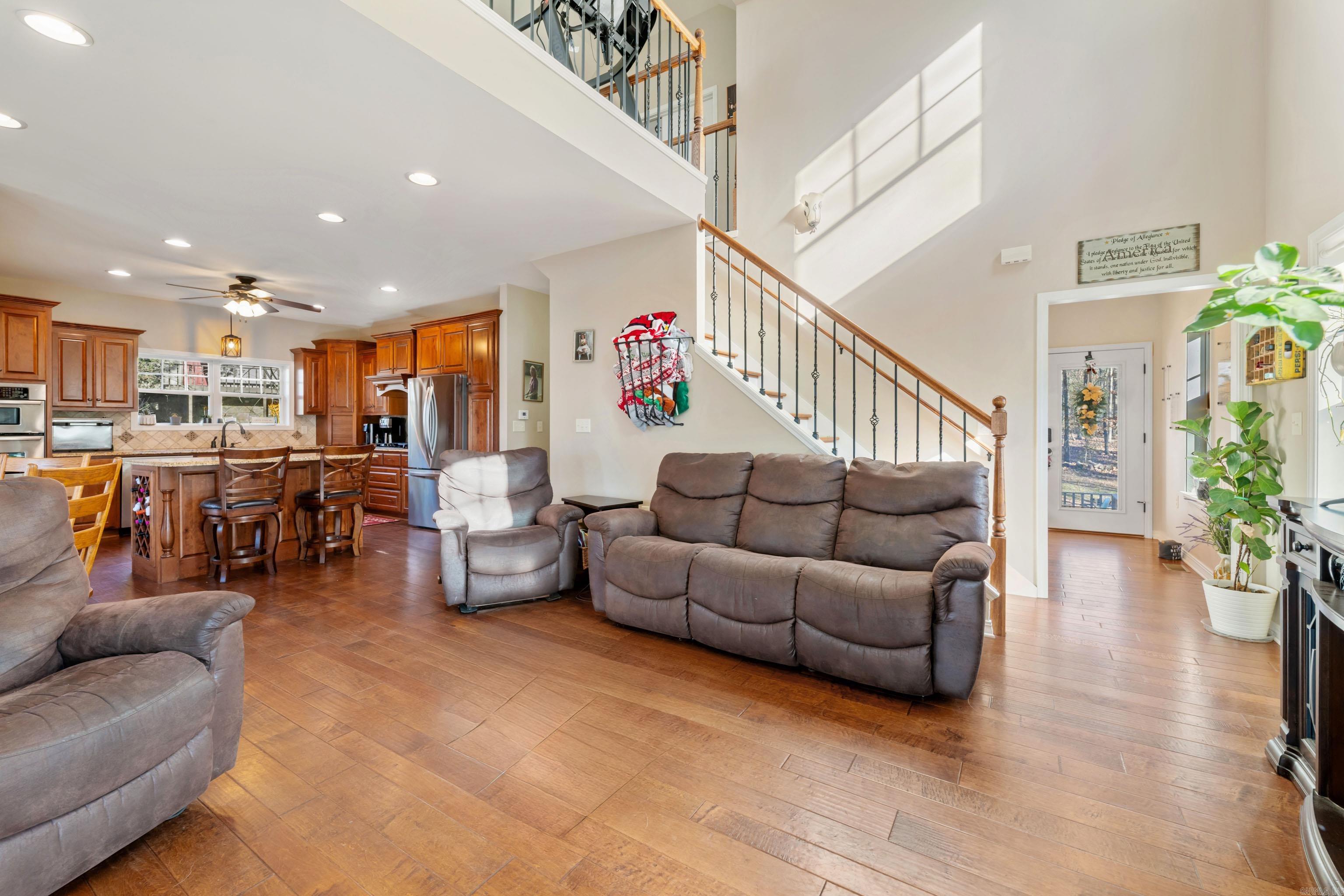 Lake Forest Estates - Residential